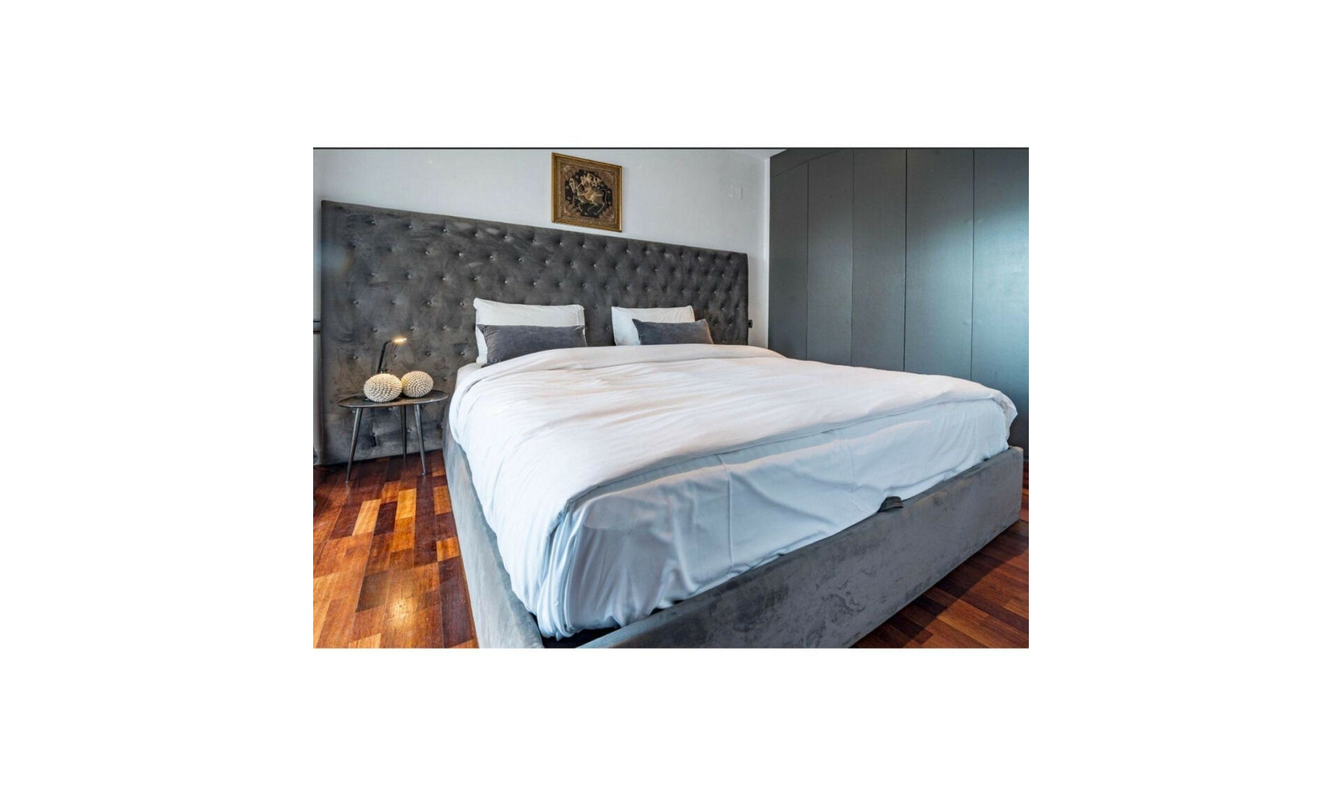 Resale - Apartment -
Puerto Banús