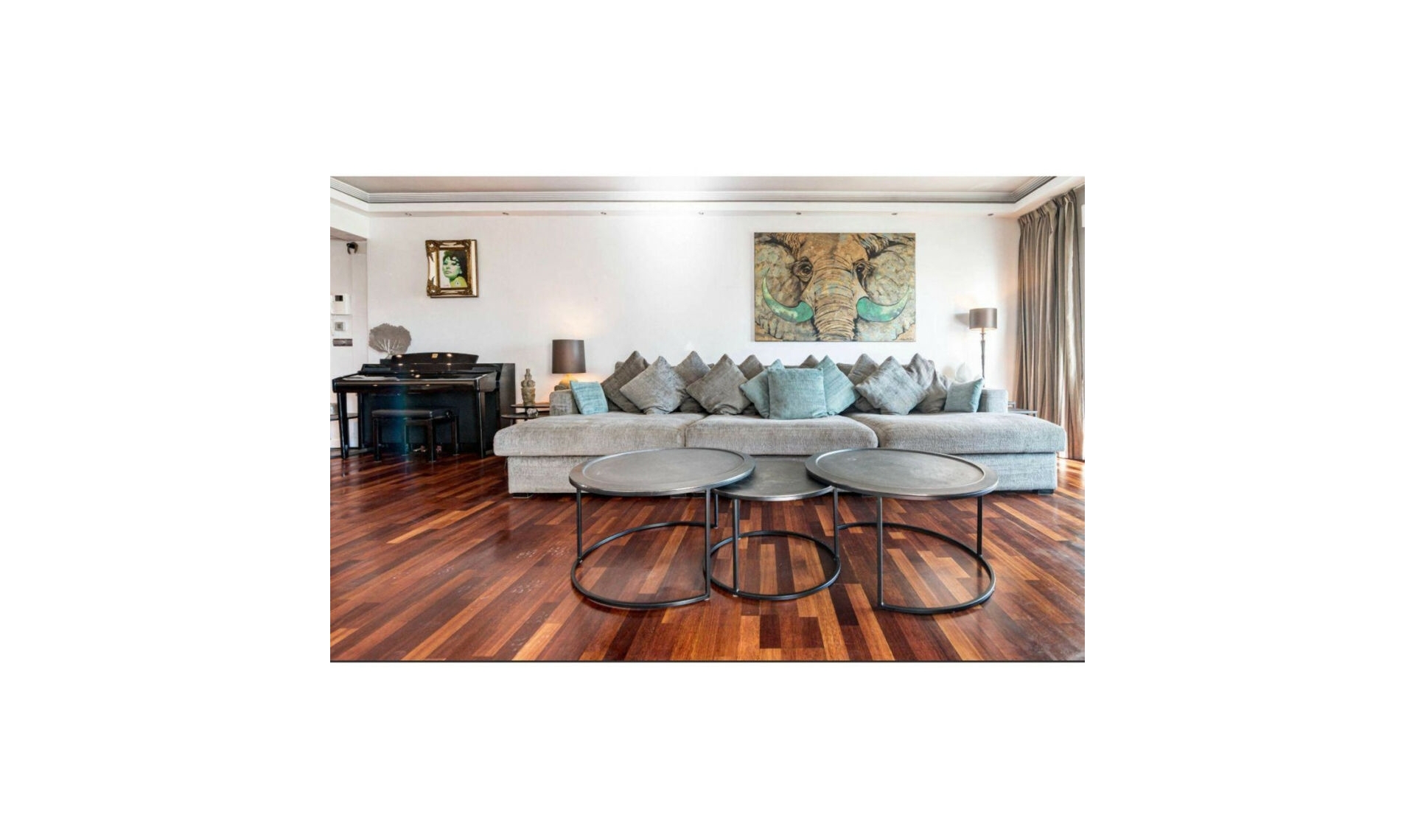 Resale - Apartment -
Puerto Banús