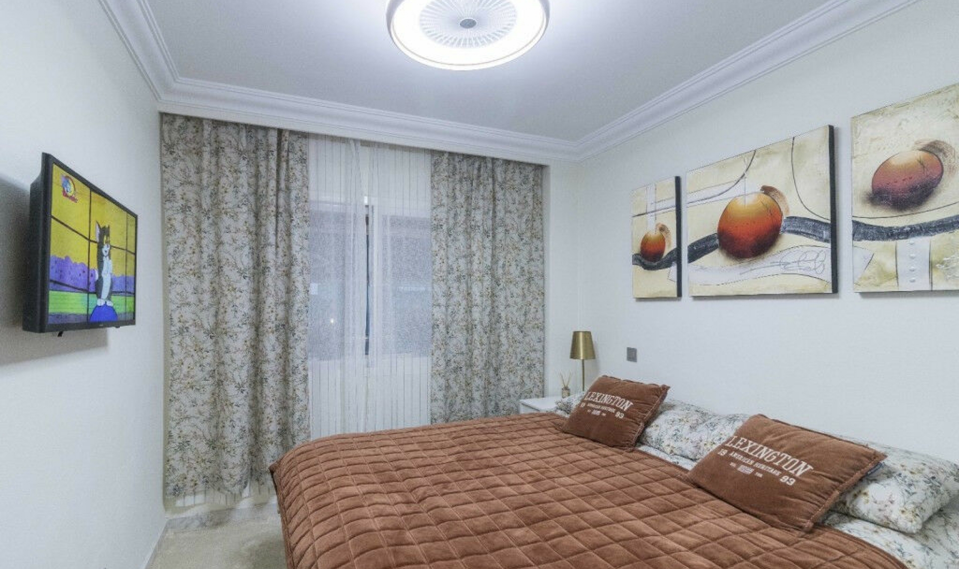 Resale - Apartment -
Puerto Banús