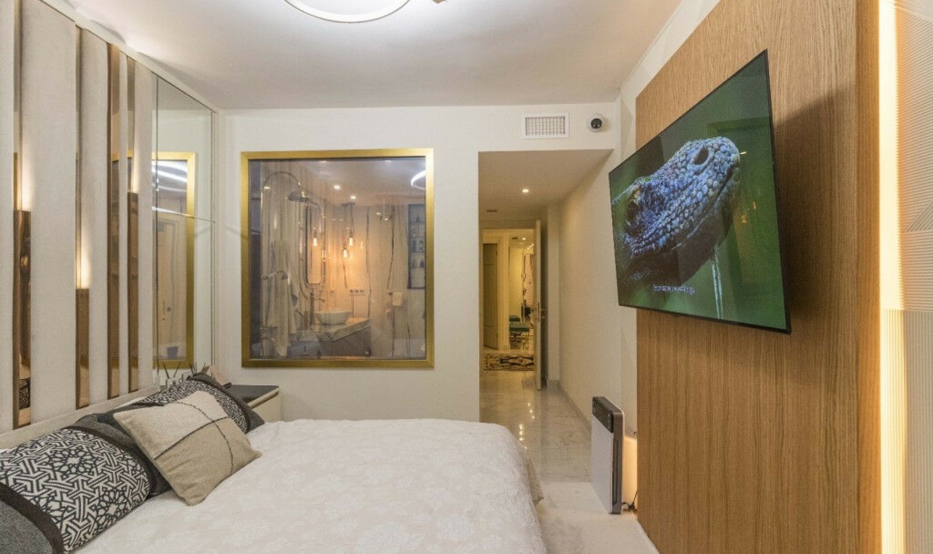 Resale - Apartment -
Puerto Banús