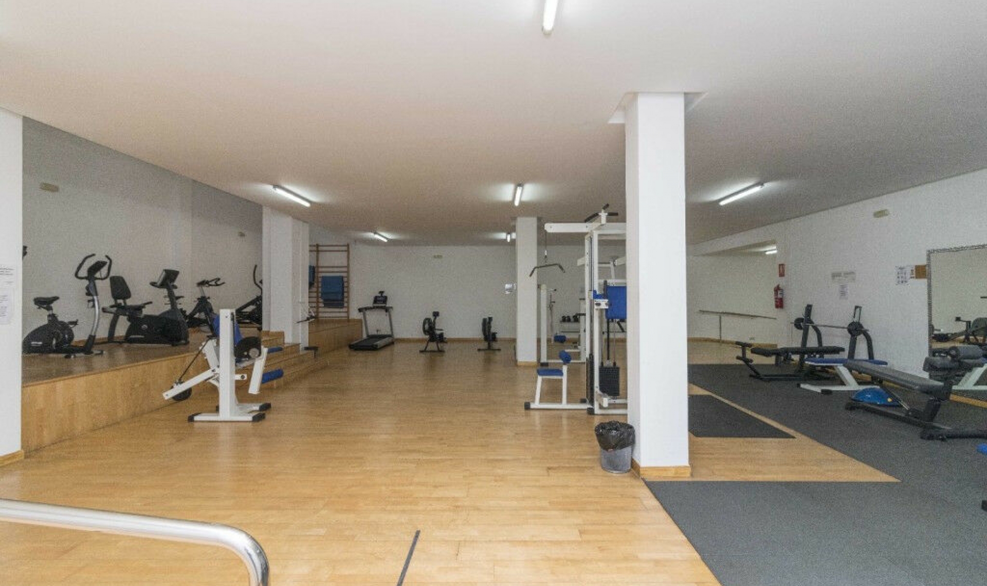 Resale - Apartment -
Puerto Banús