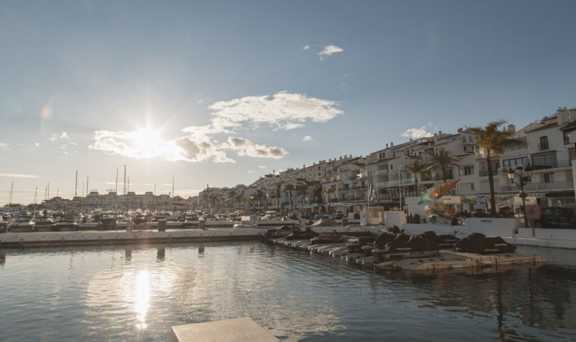 Resale - Apartment -
Puerto Banús