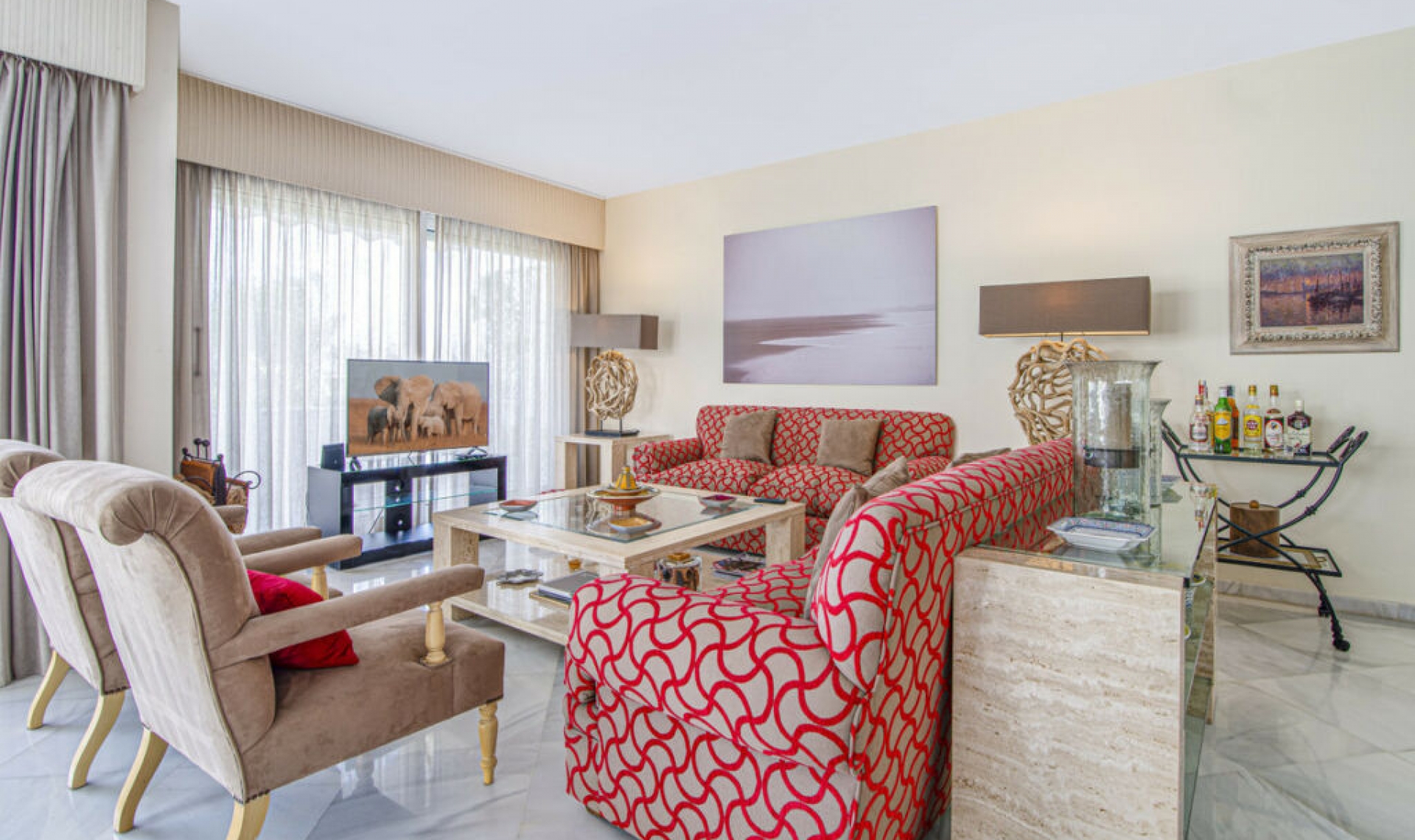 Resale - Apartment -
Puerto Banús