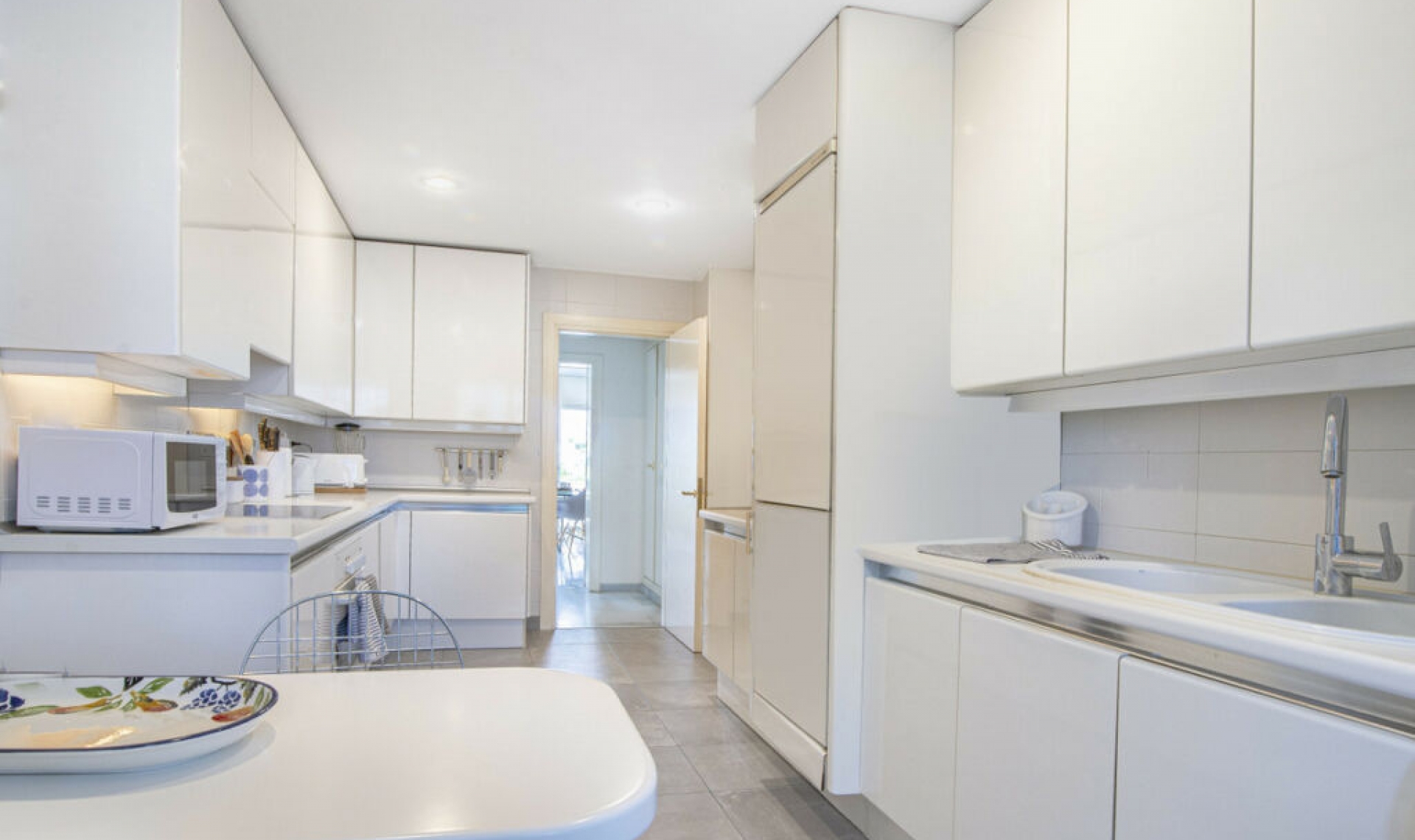 Resale - Apartment -
Puerto Banús