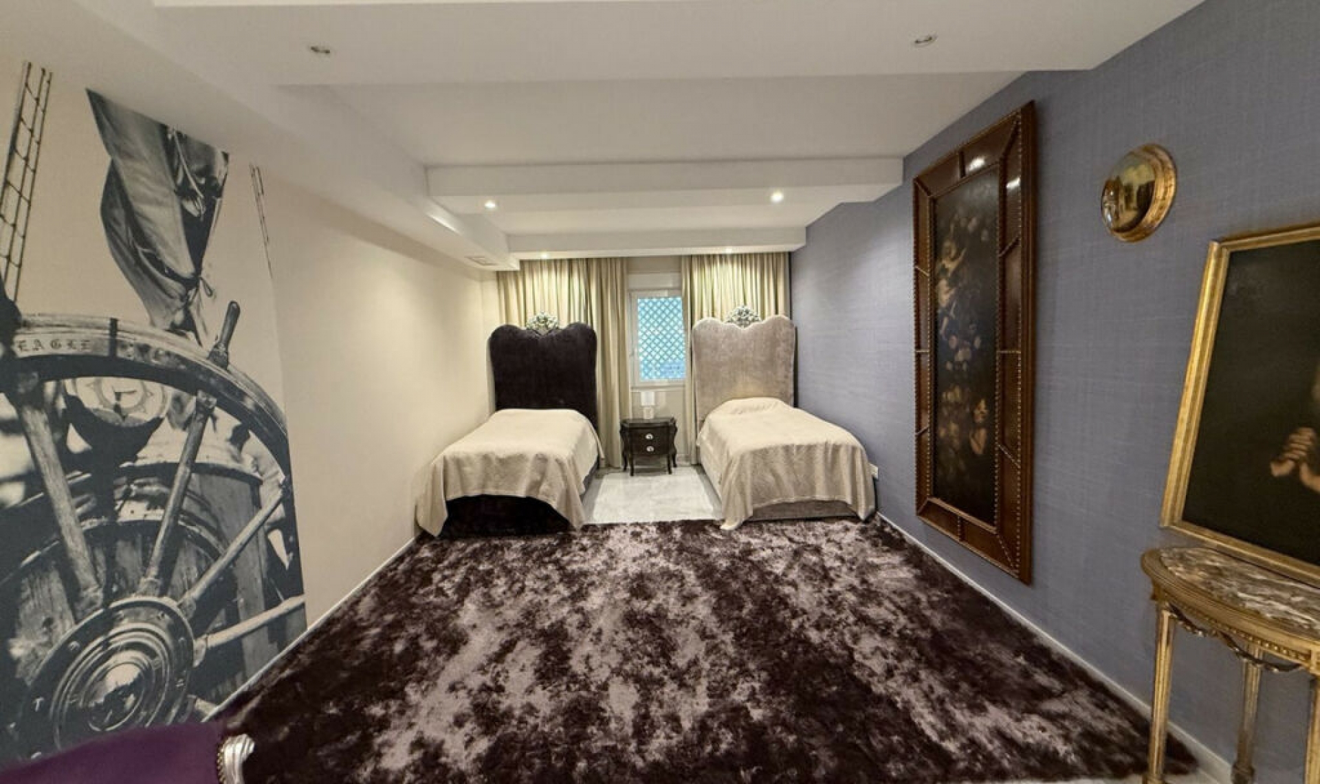 Resale - Apartment -
Puerto Banús
