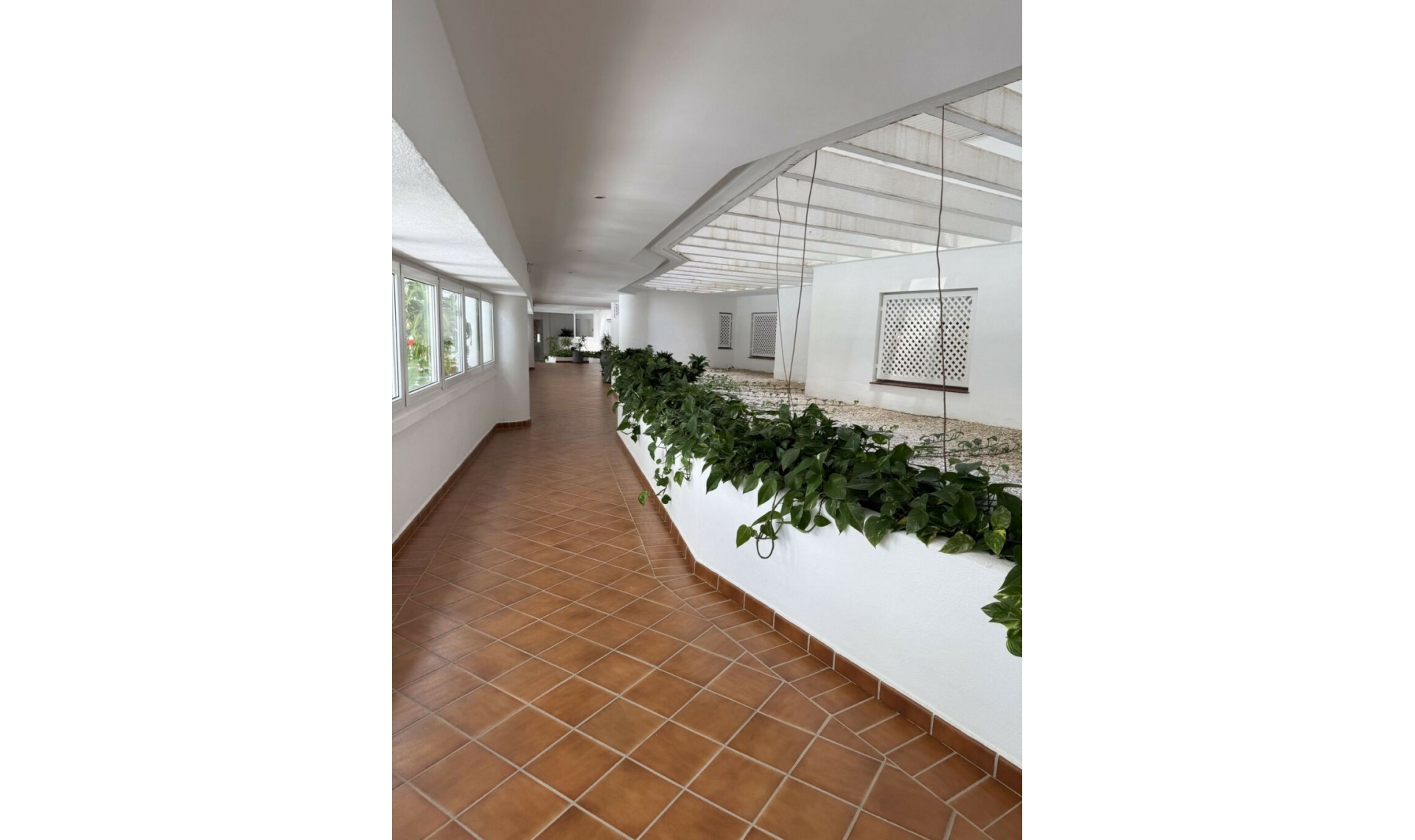 Resale - Apartment -
Puerto Banús