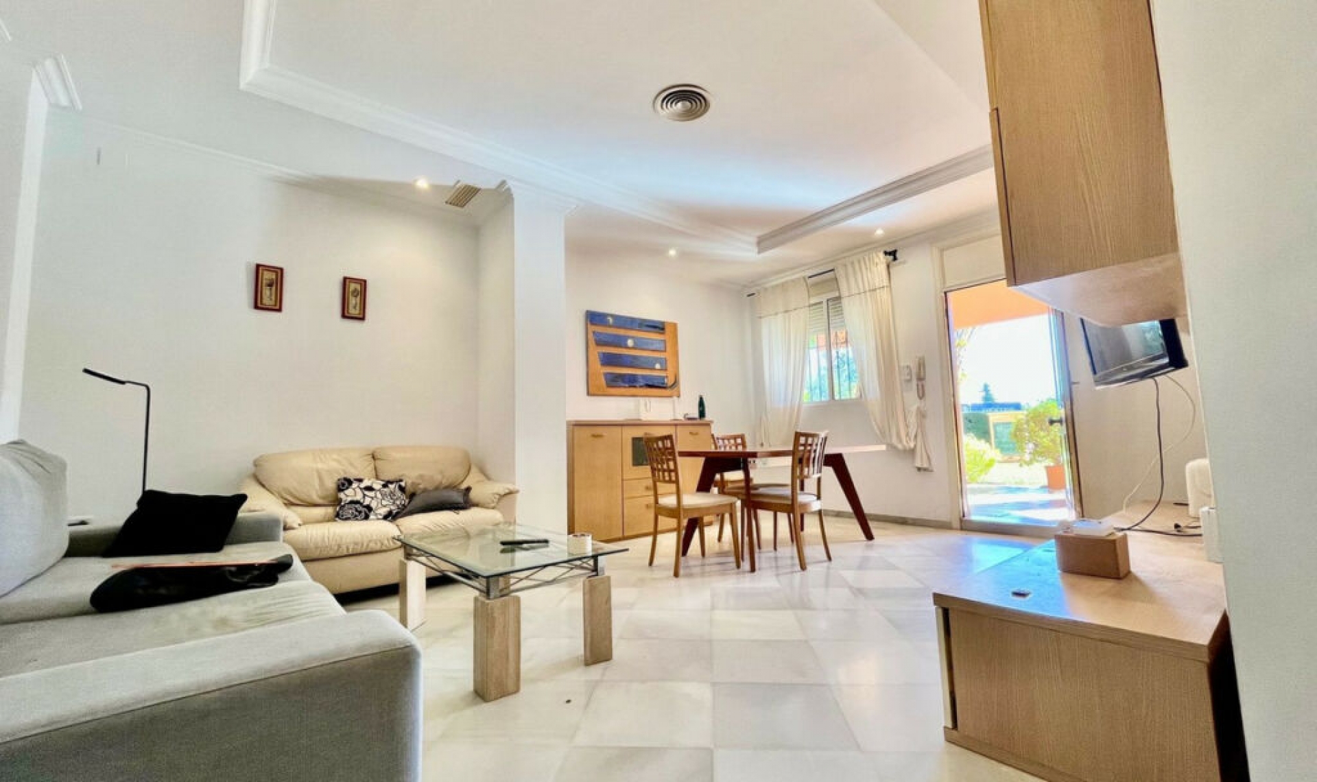 Resale - Apartment -
Puerto Banús