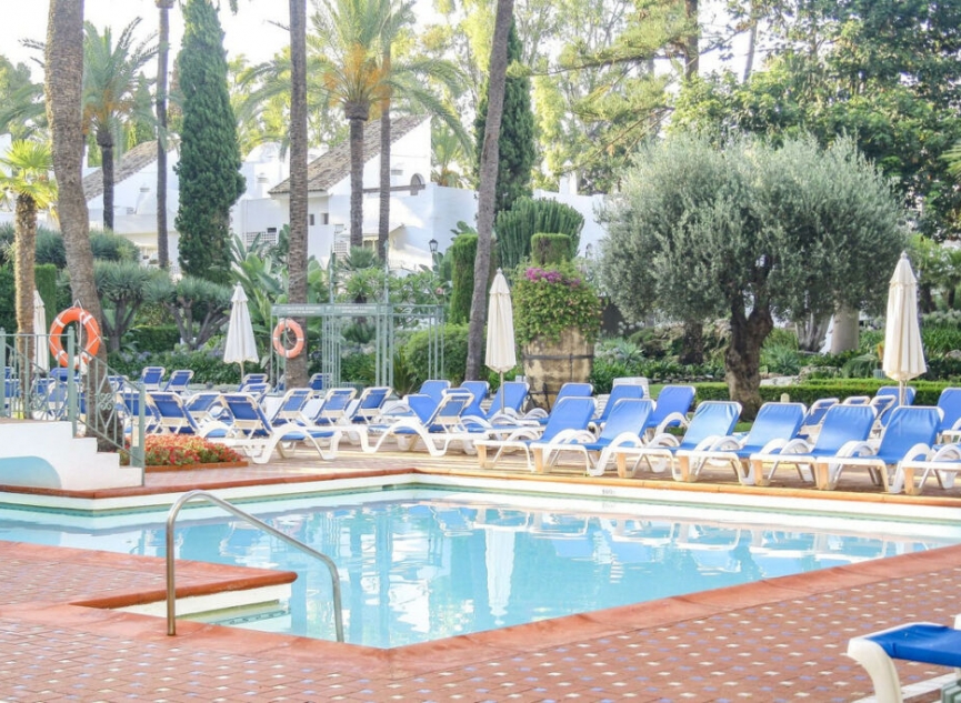 Resale - Apartment -
Puerto Banús