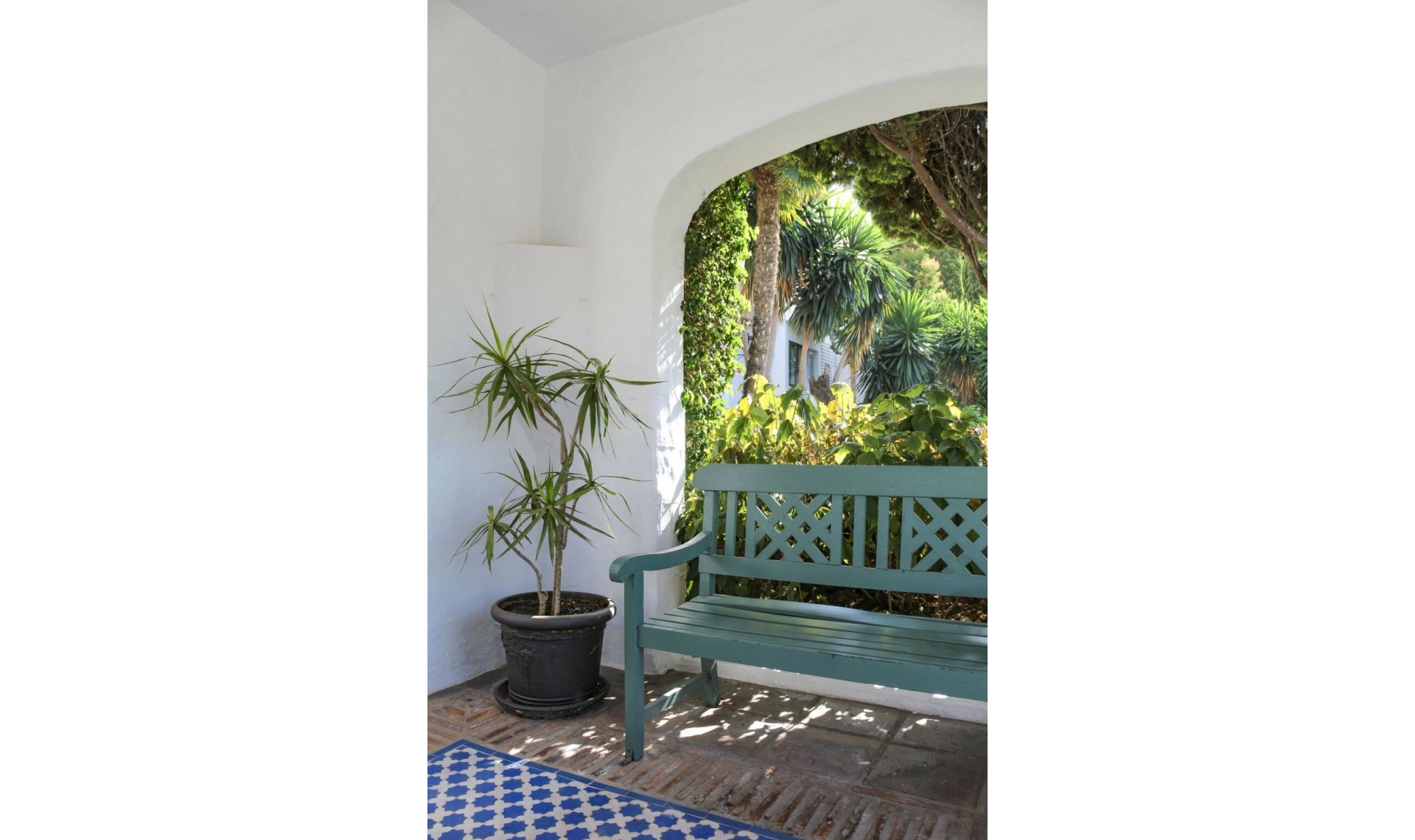 Resale - Apartment -
Puerto Banús