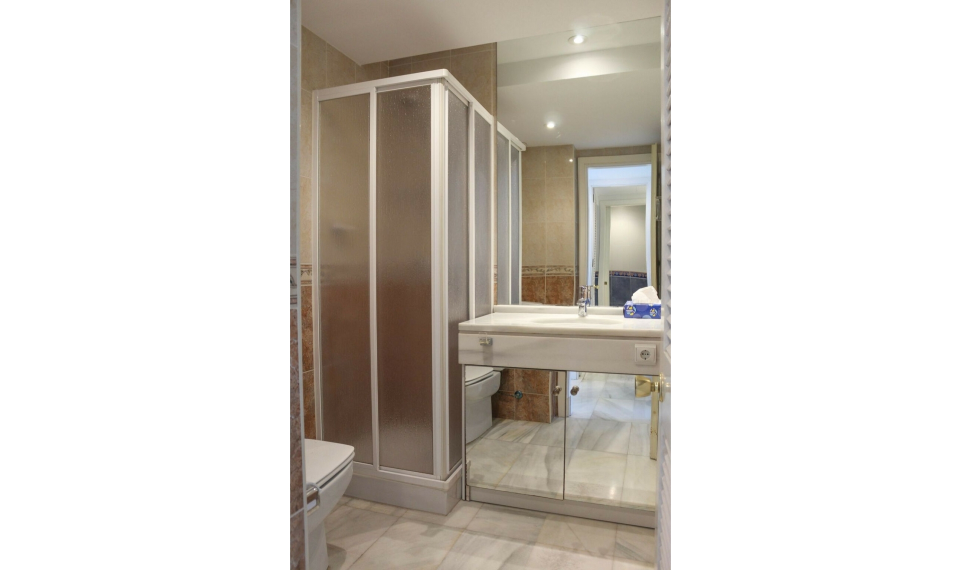 Resale - Apartment -
Puerto Banús