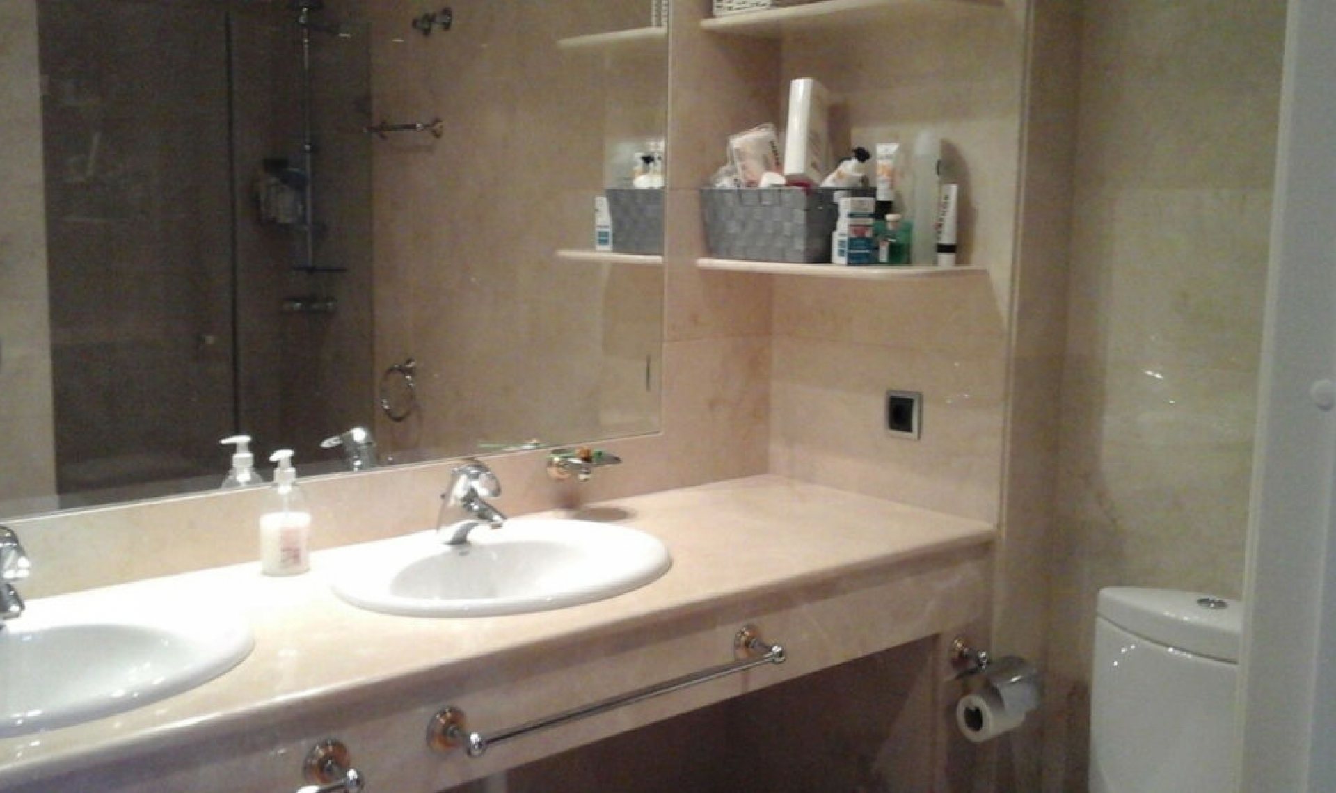 Resale - Apartment -
Puerto Banús