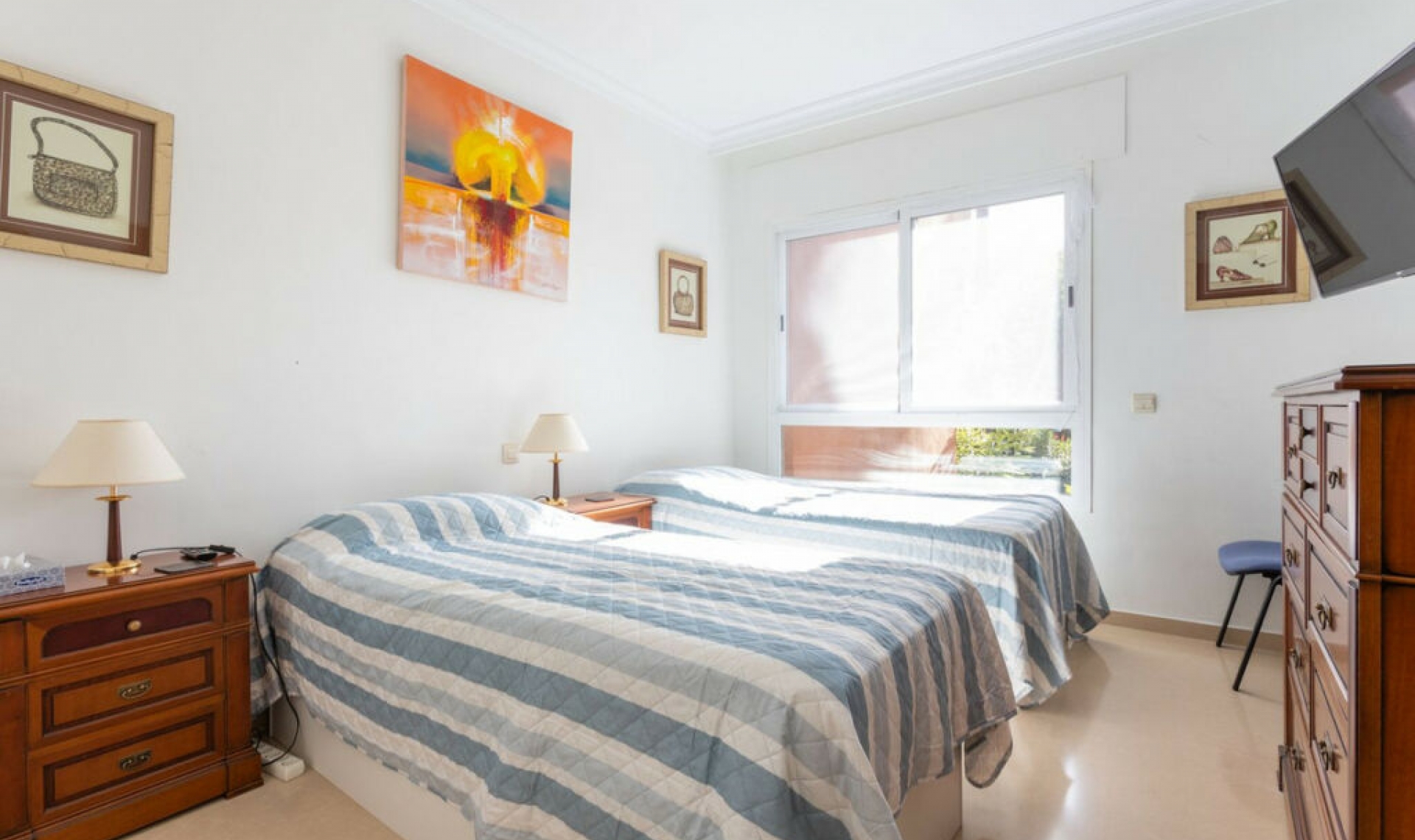 Resale - Apartment -
Puerto Banús