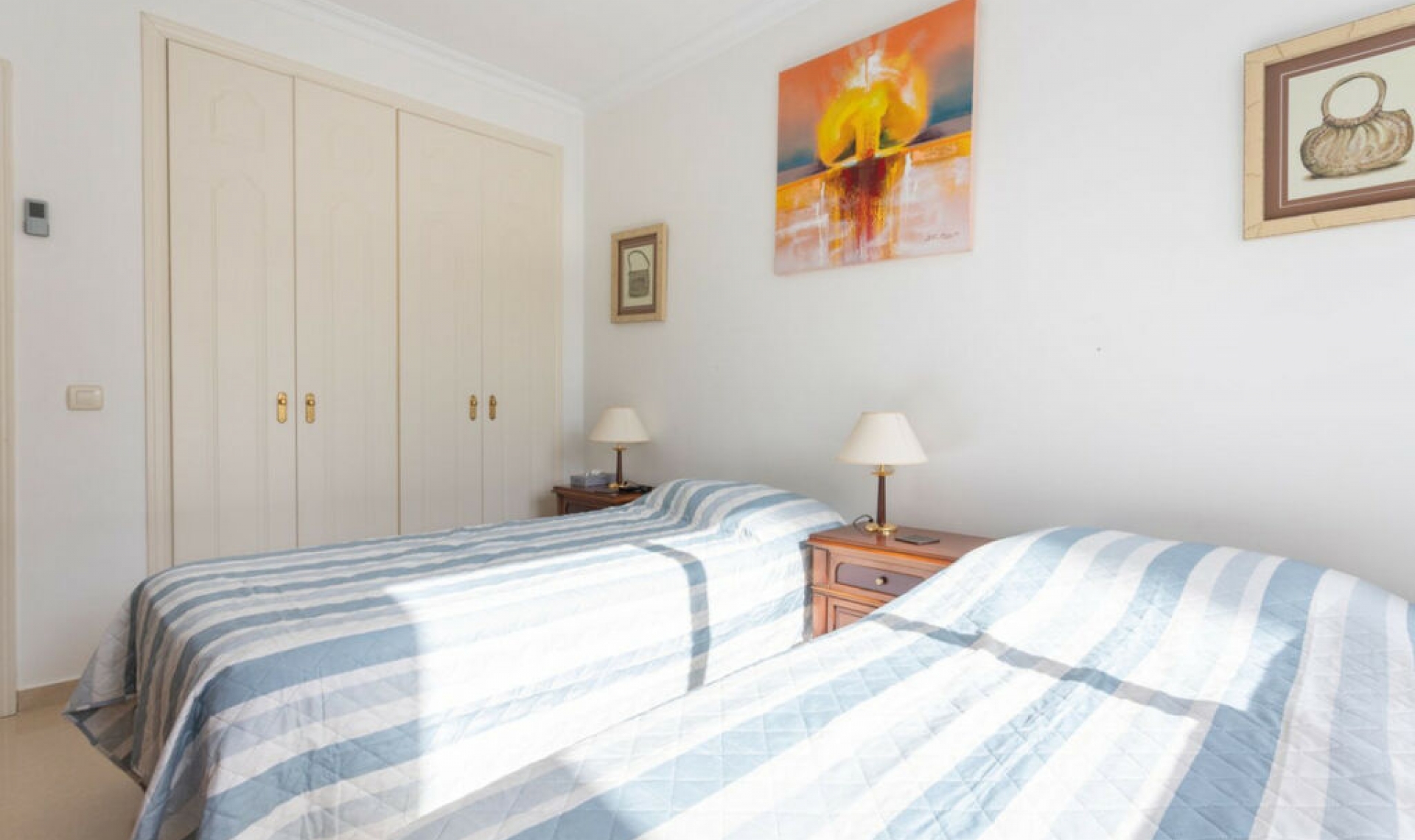 Resale - Apartment -
Puerto Banús
