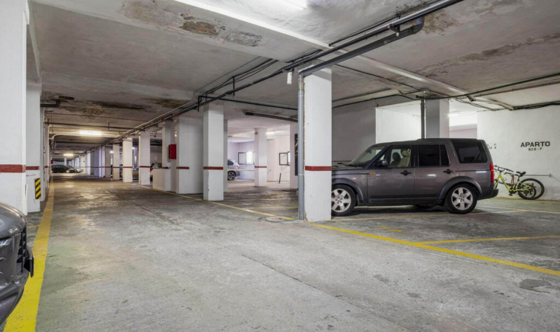 Resale - Apartment -
Puerto Banús