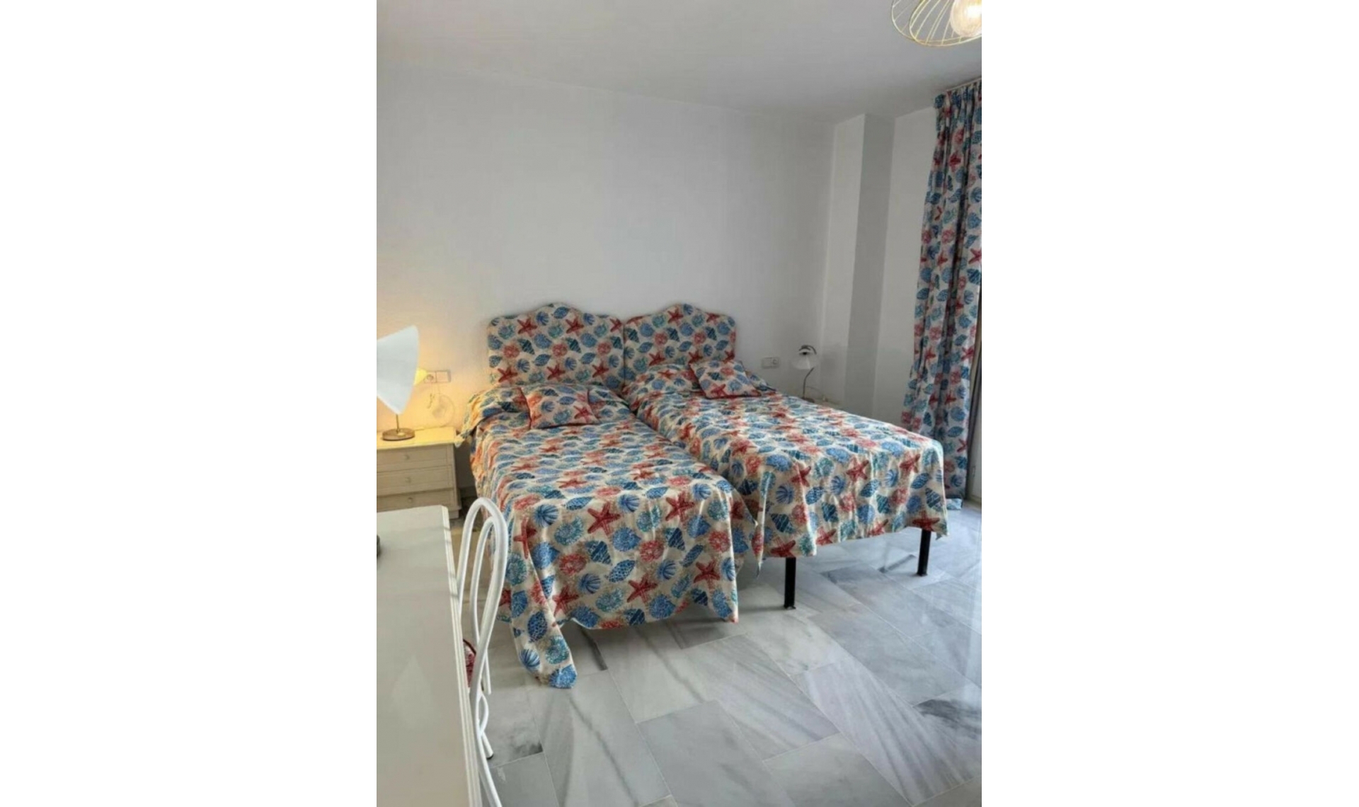 Resale - Apartment -
Puerto Banús