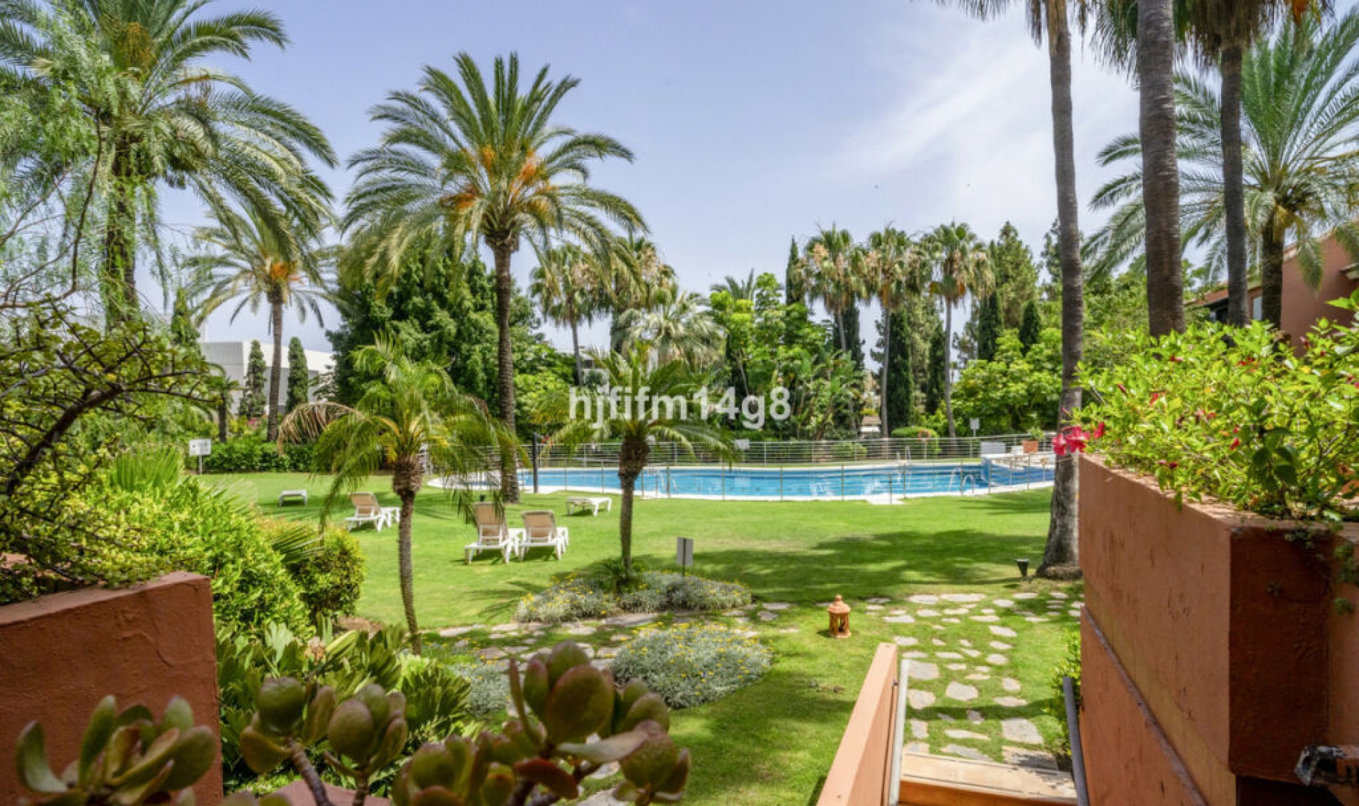 Resale - Apartment -
Puerto Banús