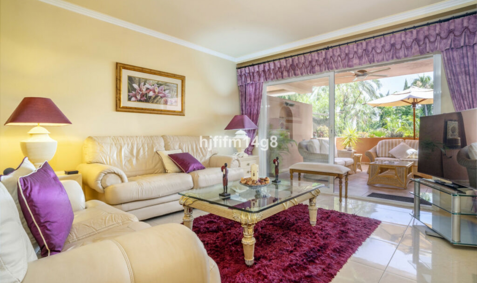 Resale - Apartment -
Puerto Banús
