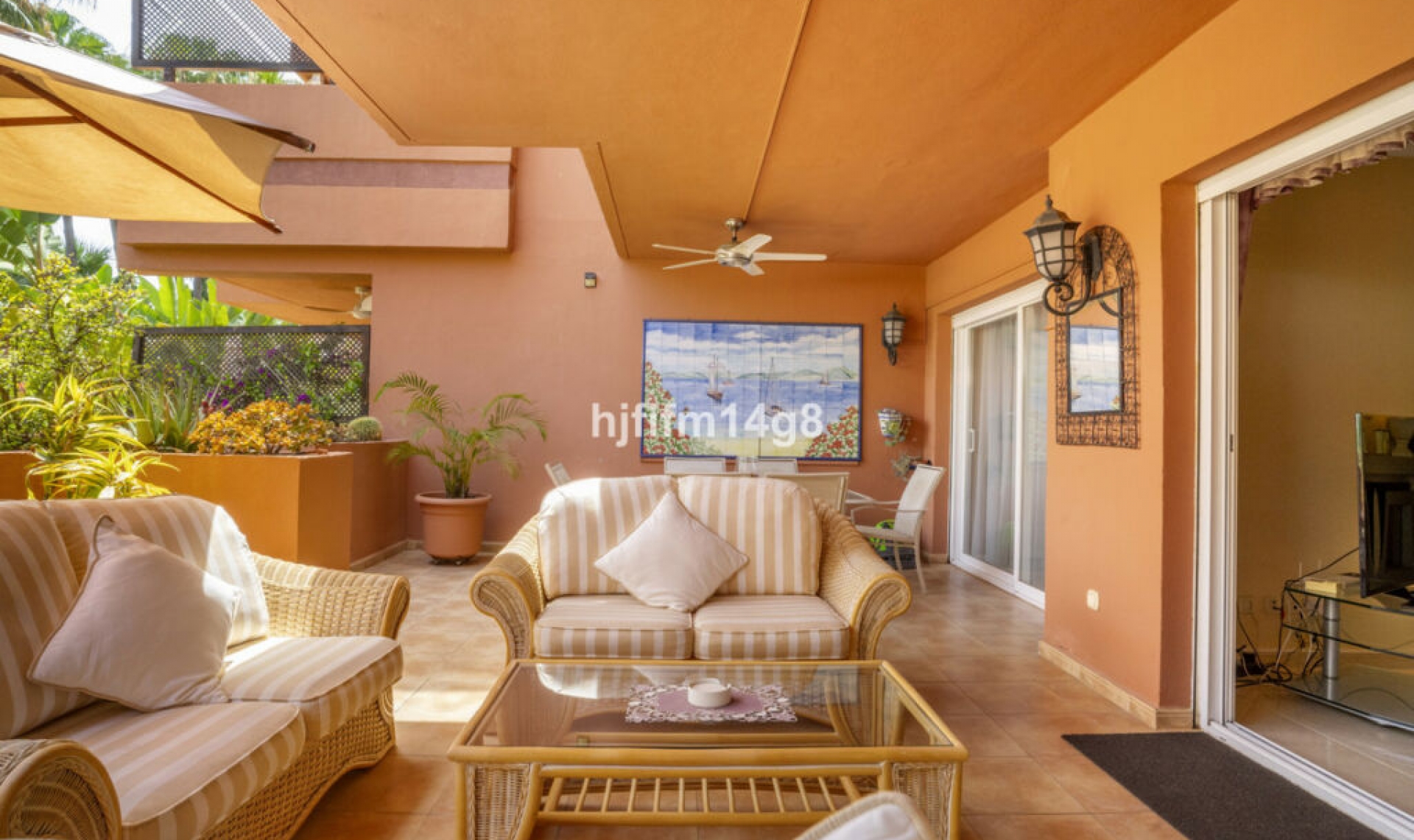 Resale - Apartment -
Puerto Banús