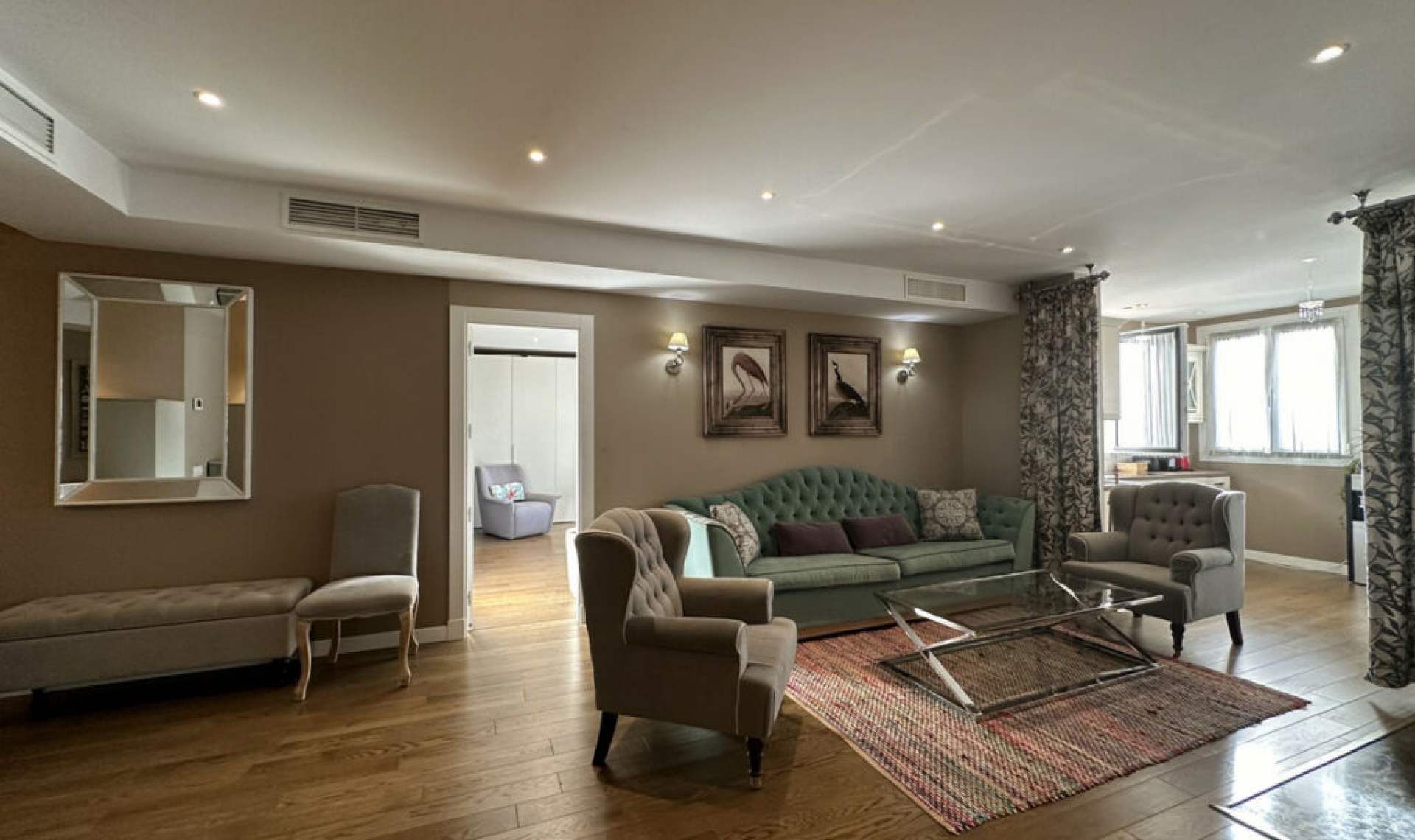 Resale - Apartment -
Puerto Banús