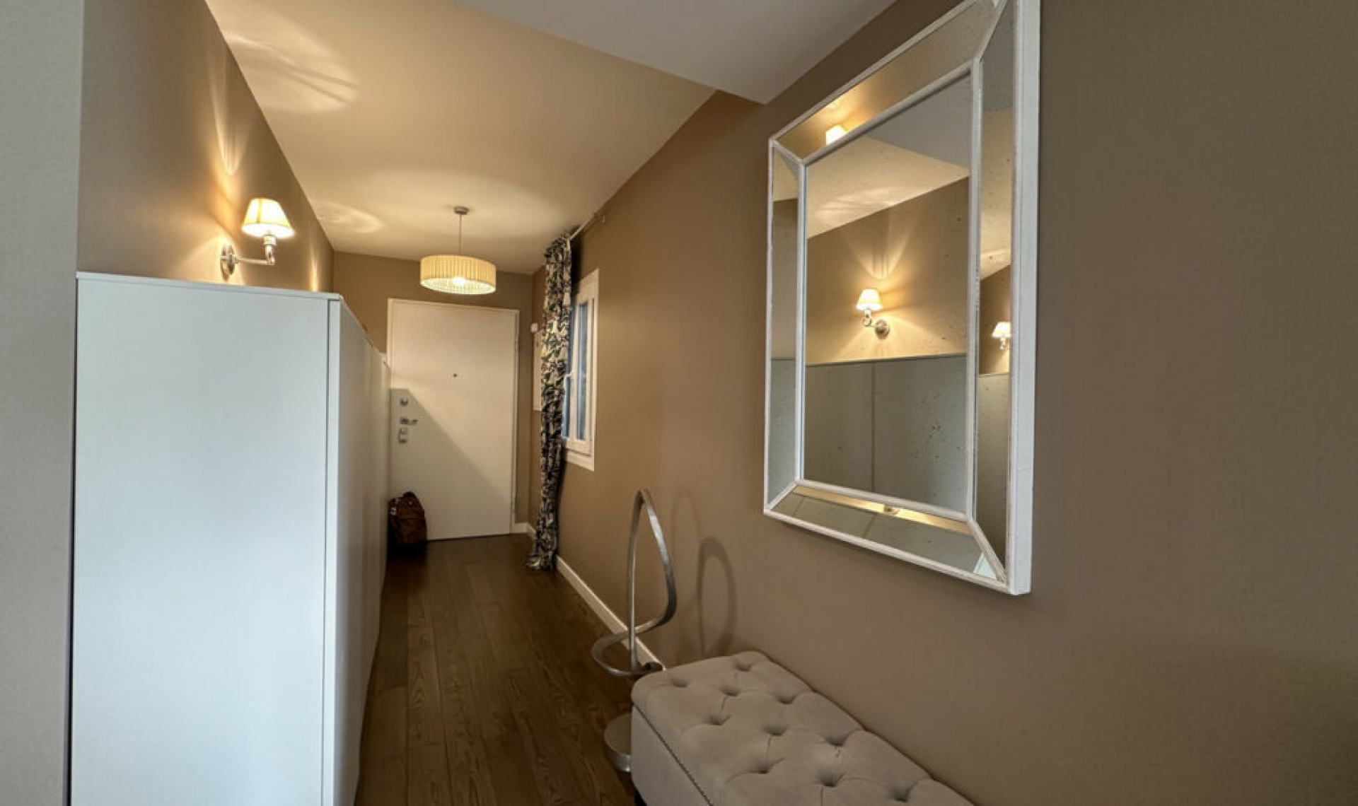 Resale - Apartment -
Puerto Banús