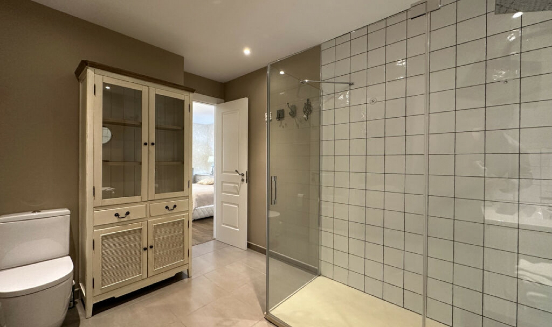 Resale - Apartment -
Puerto Banús