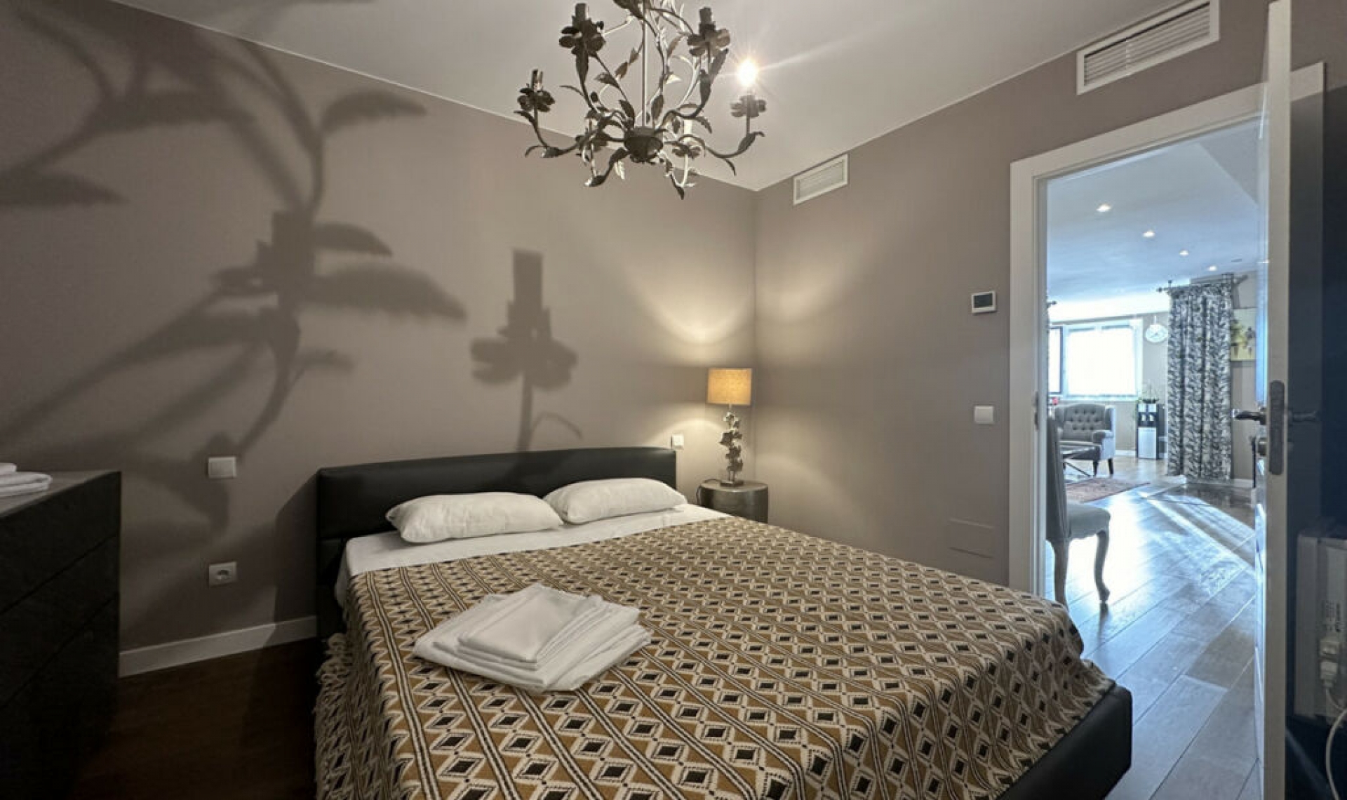 Resale - Apartment -
Puerto Banús