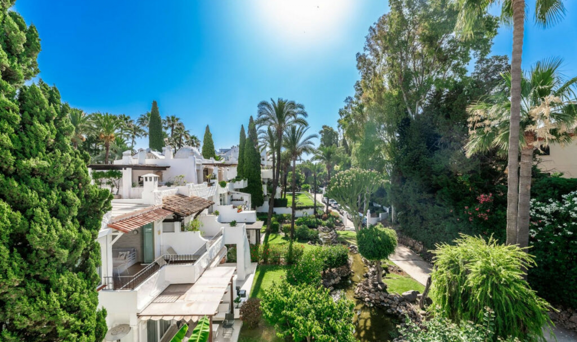 Resale - Apartment -
Puerto Banús