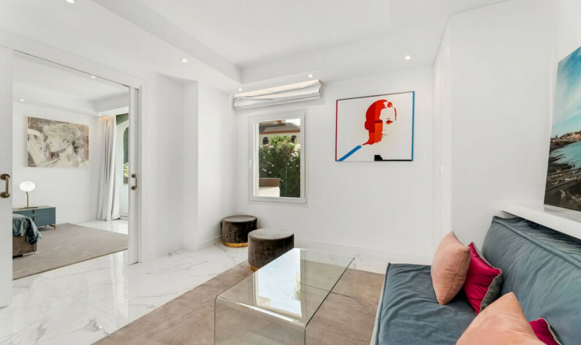 Resale - Apartment -
Puerto Banús