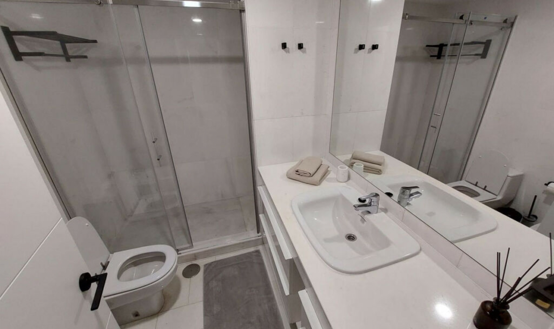 Resale - Apartment -
Puerto Banús