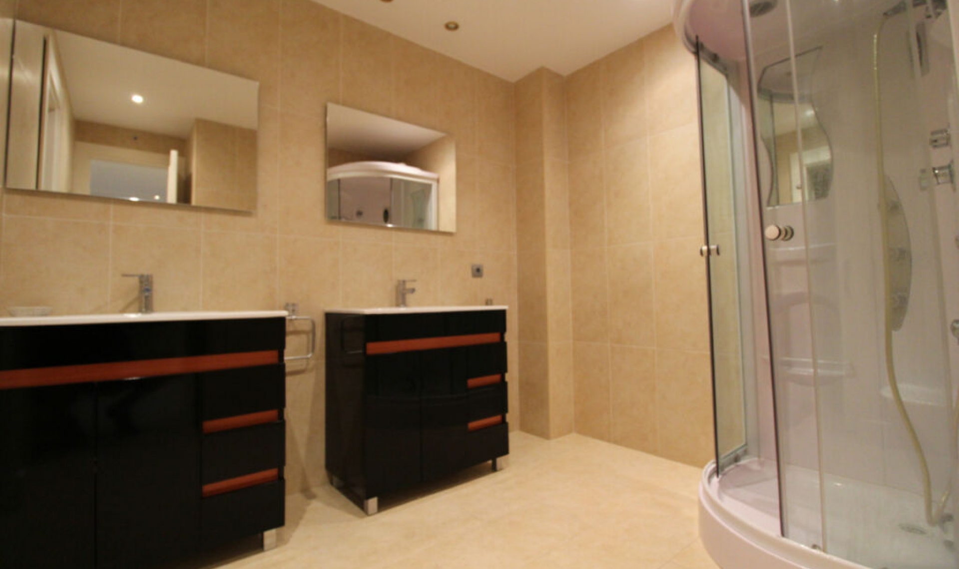 Resale - Apartment -
Puerto Banús
