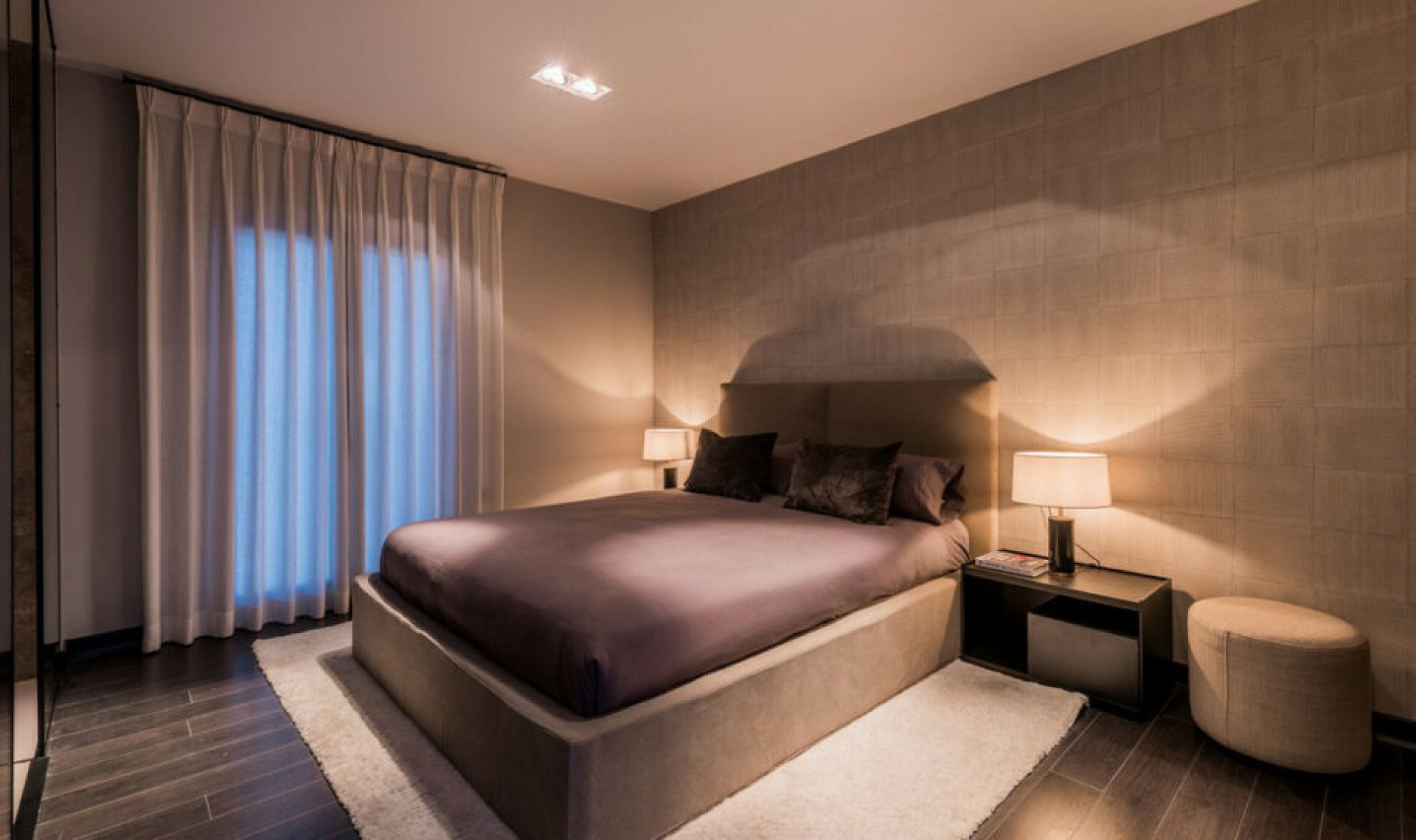 Resale - Apartment -
Puerto Banús