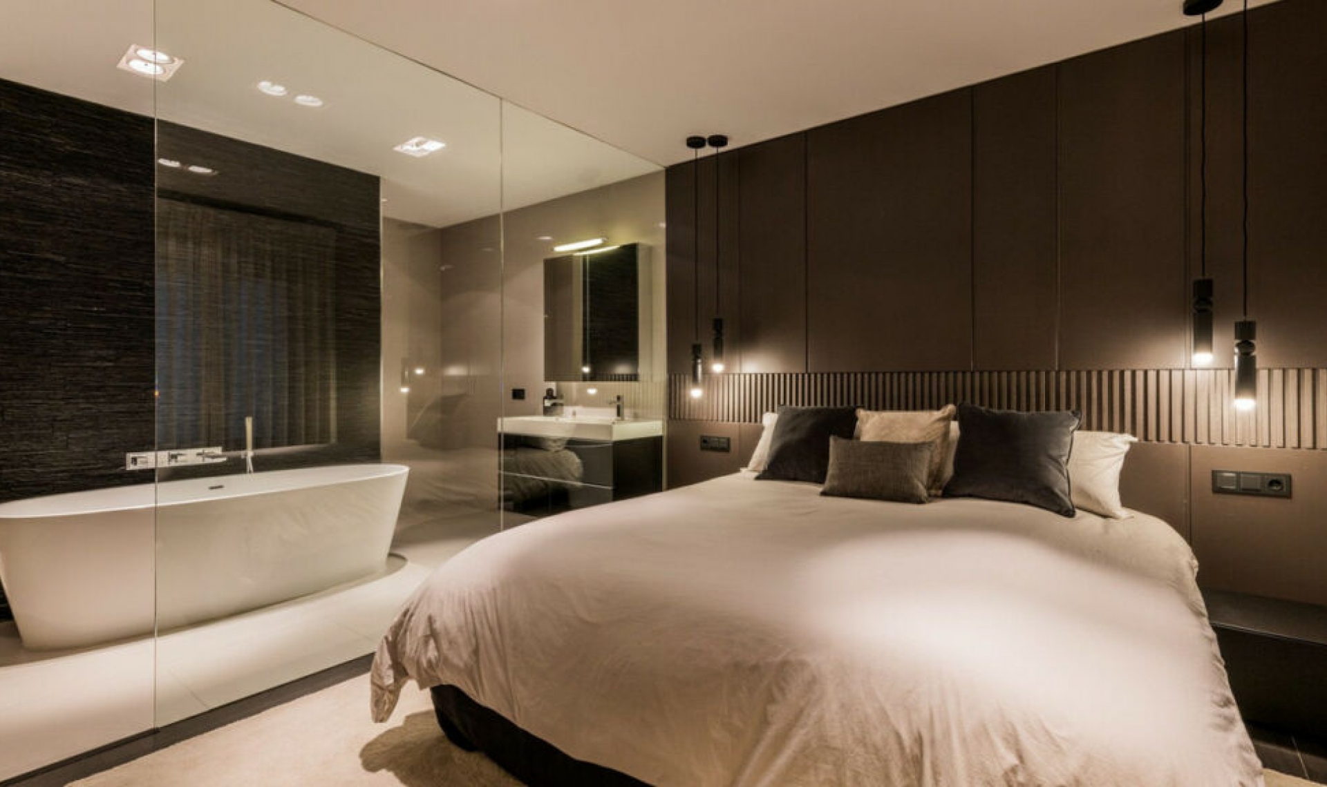 Resale - Apartment -
Puerto Banús