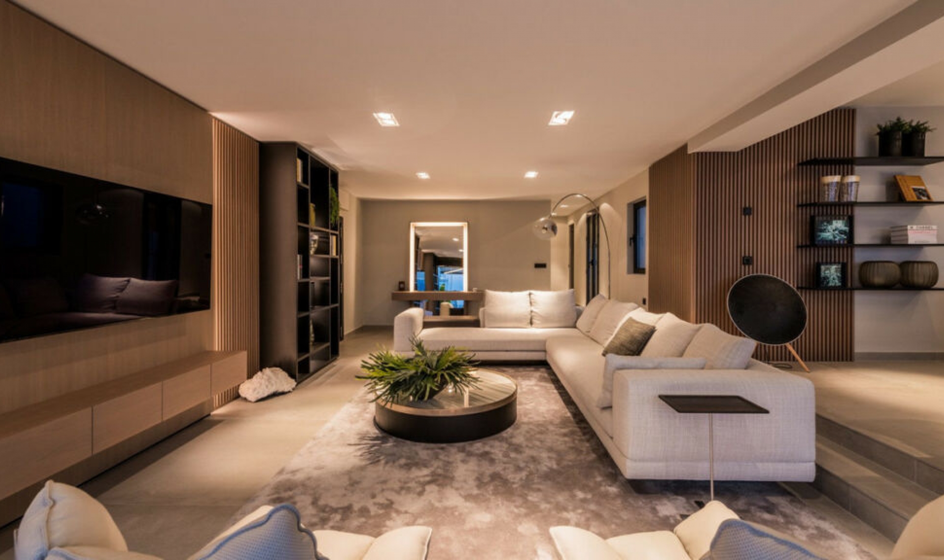 Resale - Apartment -
Puerto Banús