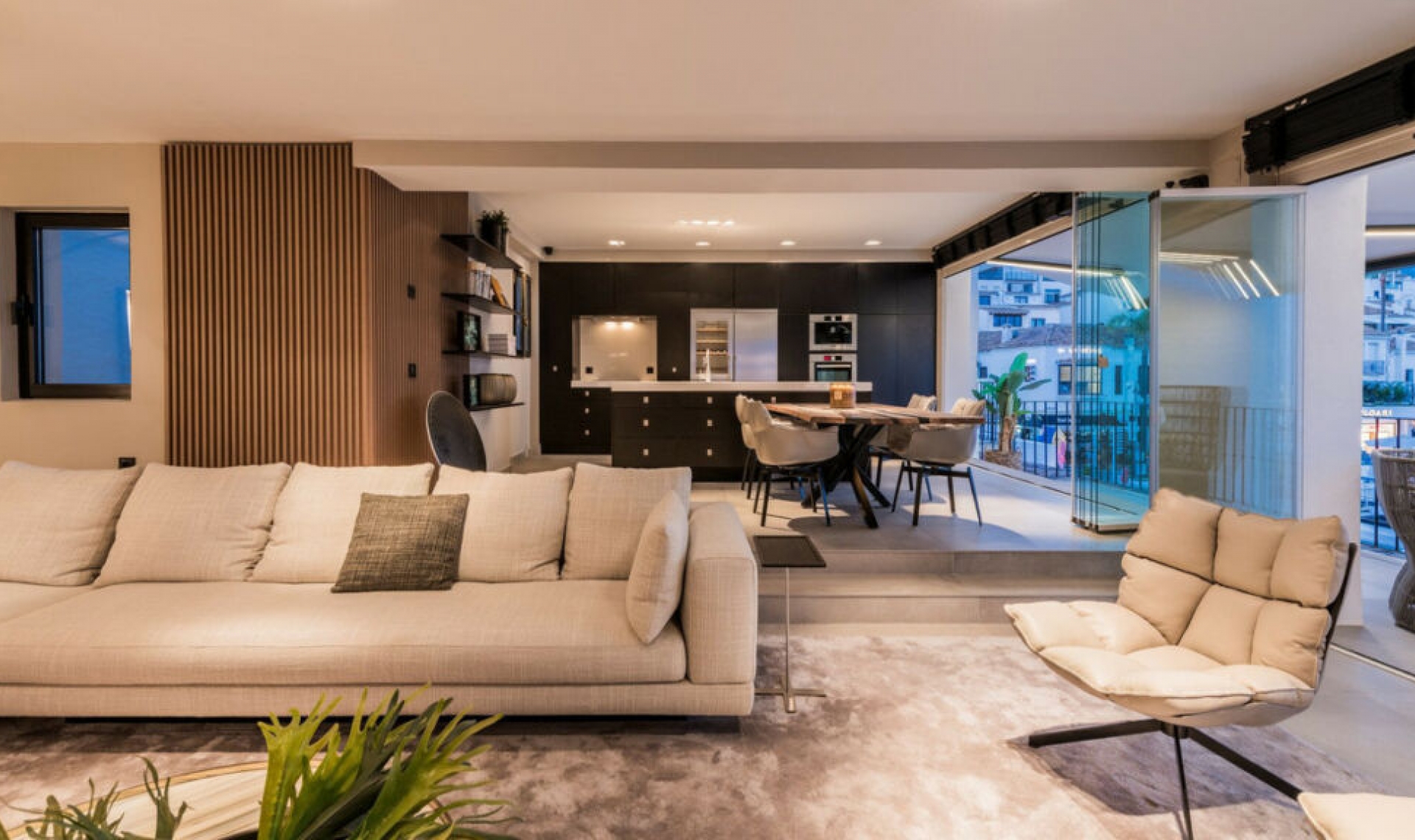 Resale - Apartment -
Puerto Banús