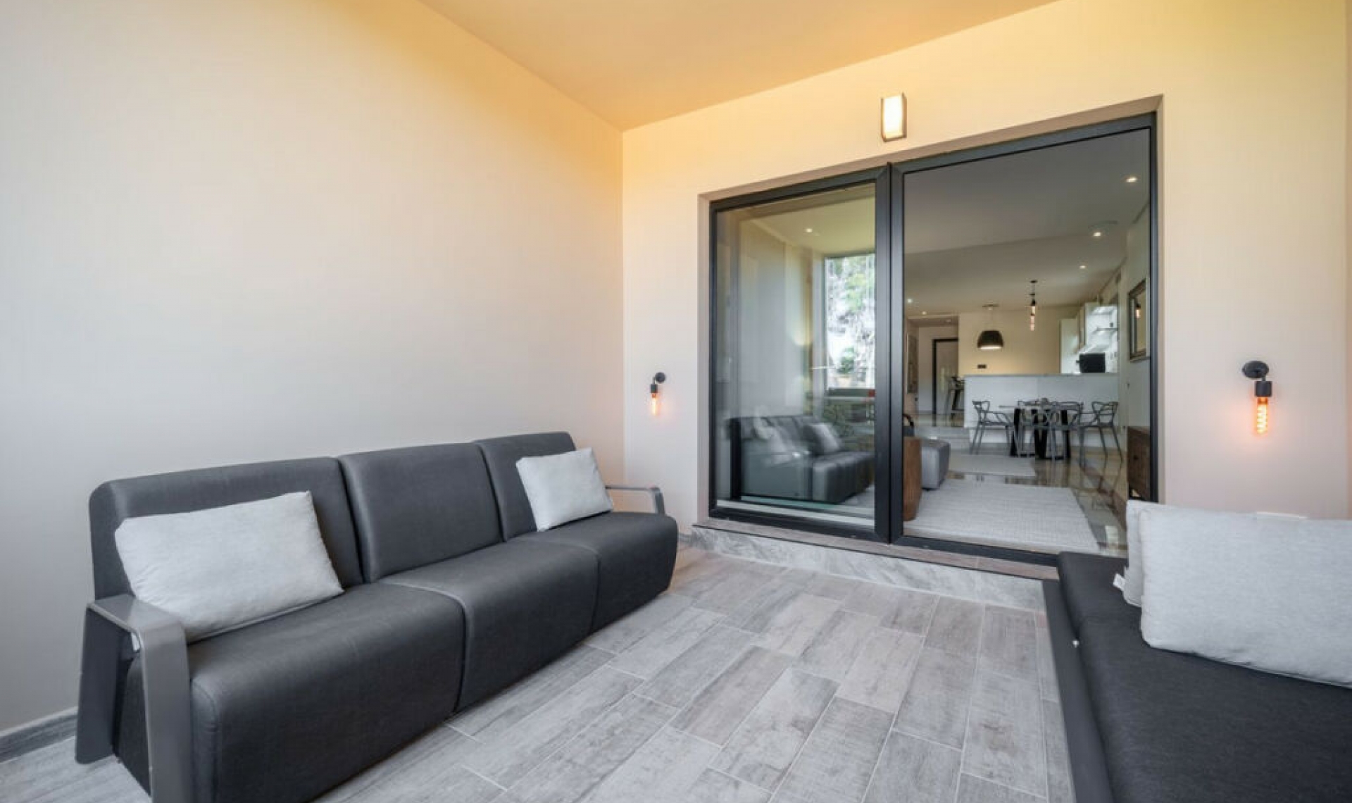 Resale - Apartment -
Puerto Banús
