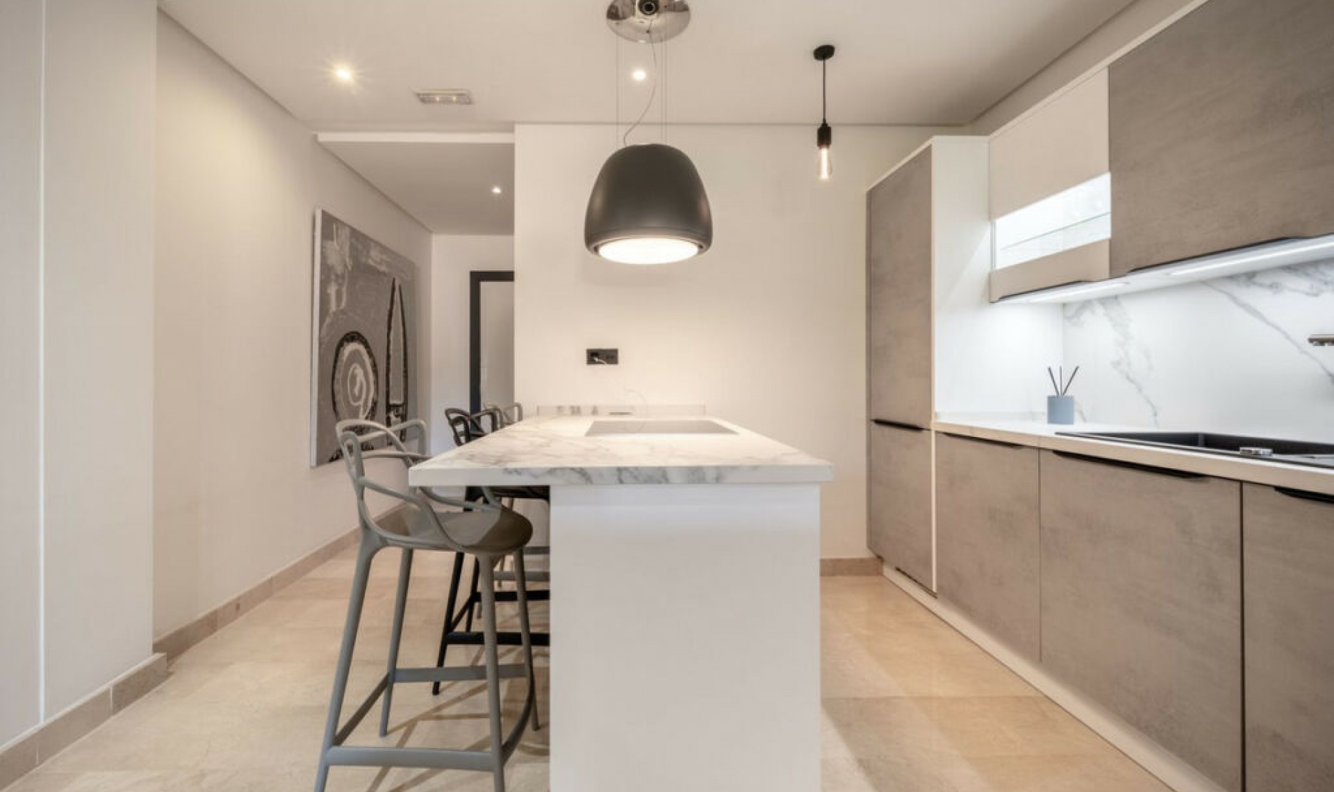 Resale - Apartment -
Puerto Banús