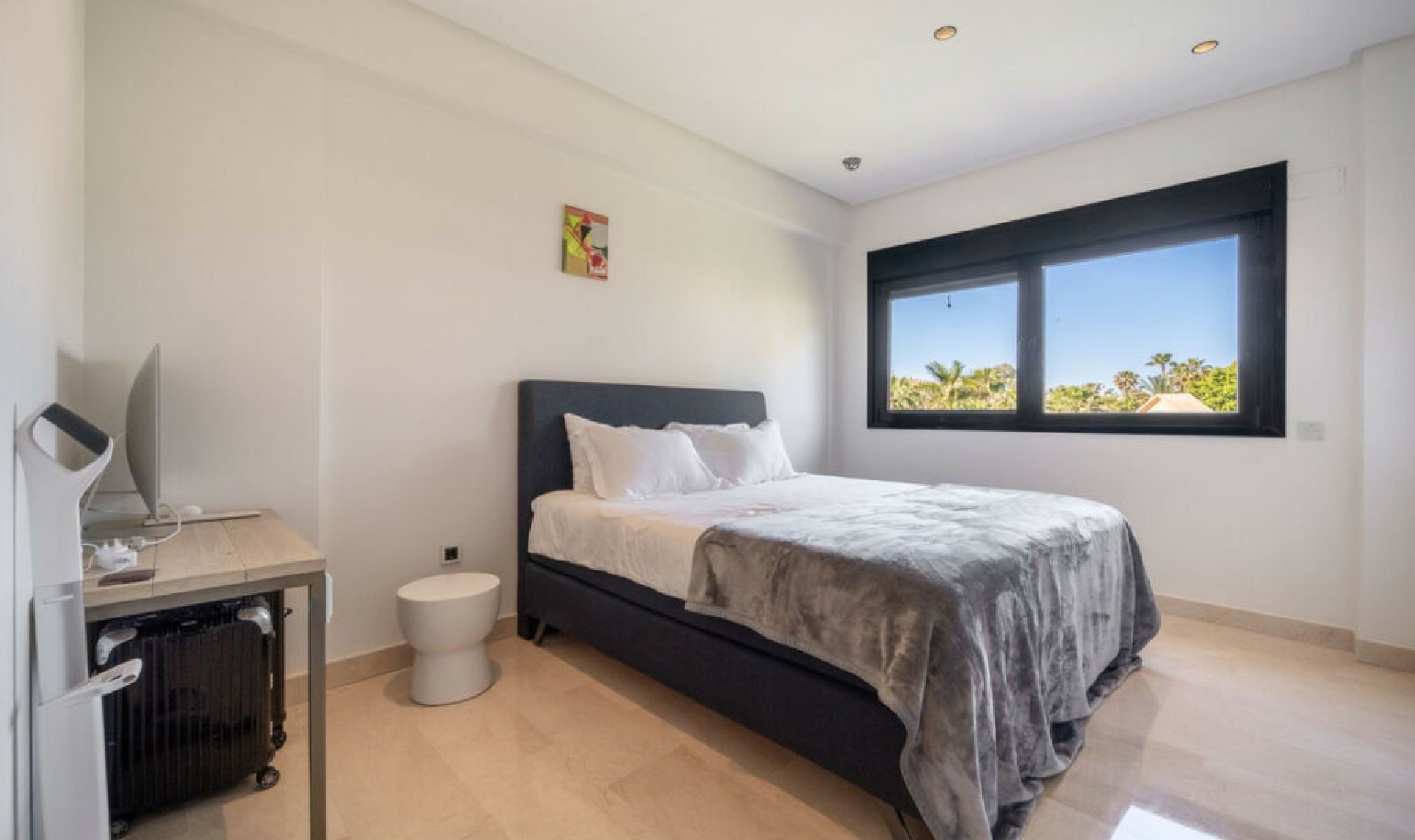 Resale - Apartment -
Puerto Banús