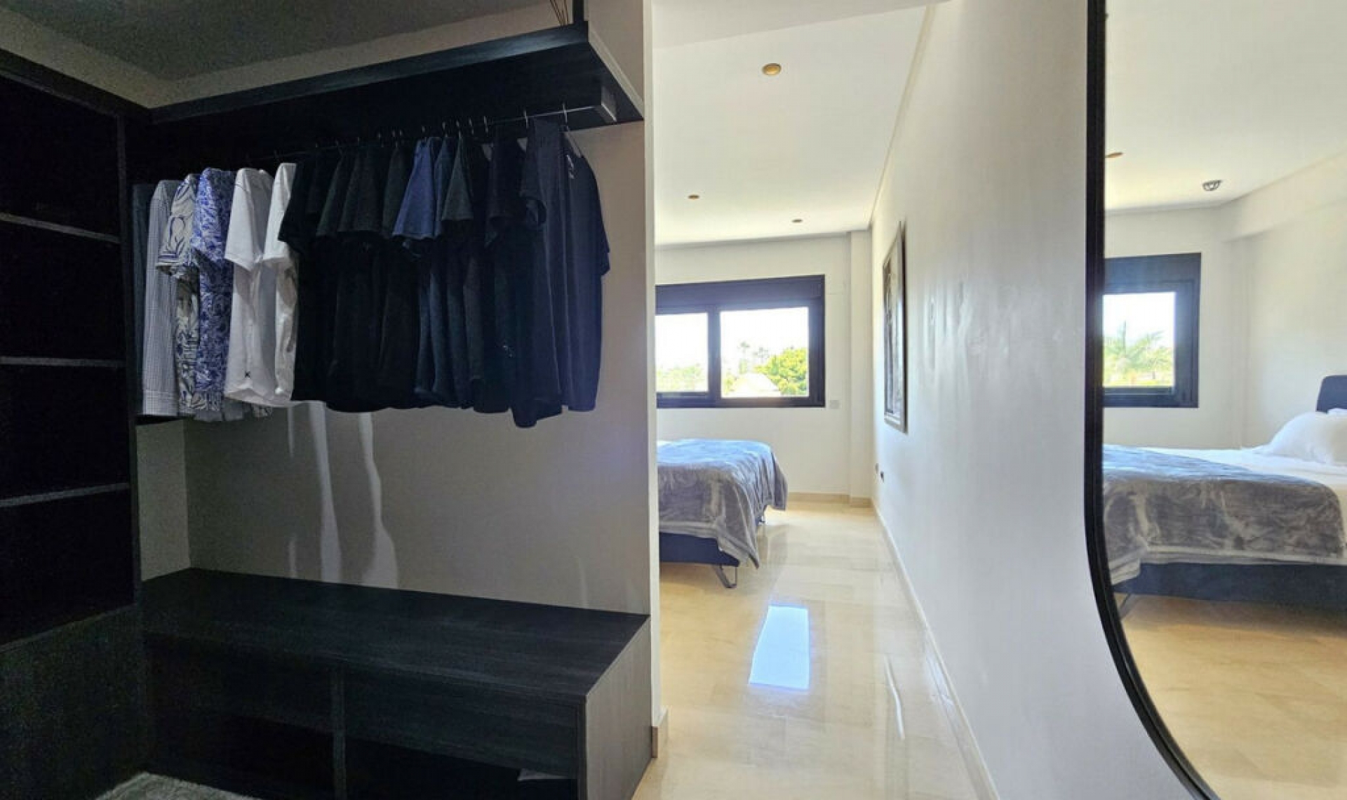Resale - Apartment -
Puerto Banús