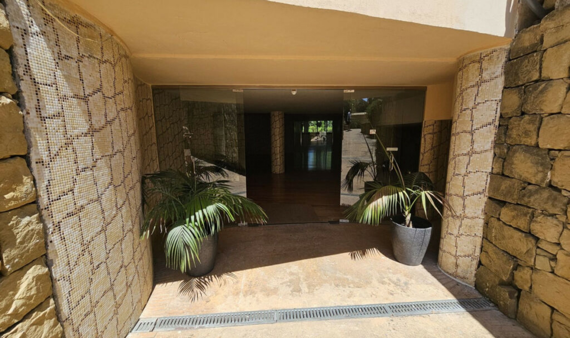 Resale - Apartment -
Puerto Banús