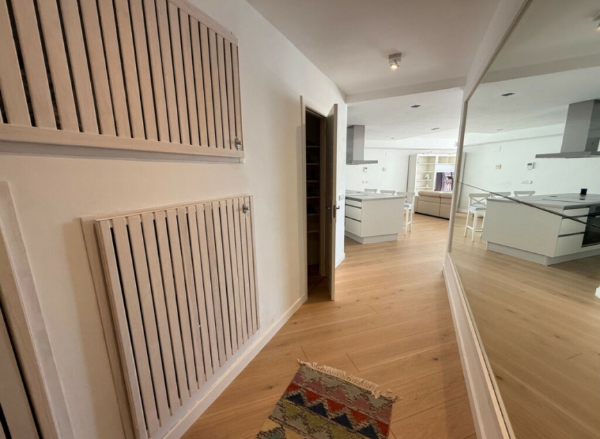 Resale - Apartment -
Puerto Banús