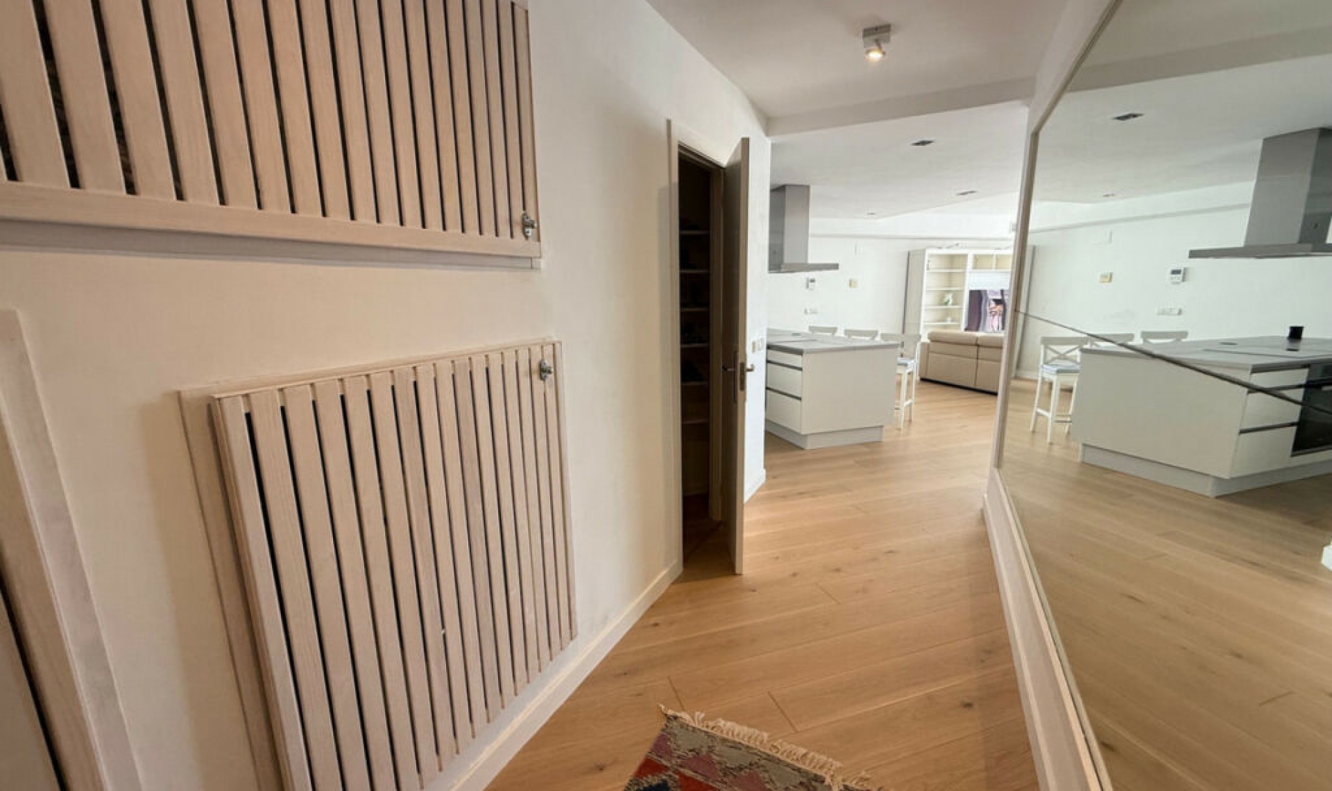 Resale - Apartment -
Puerto Banús
