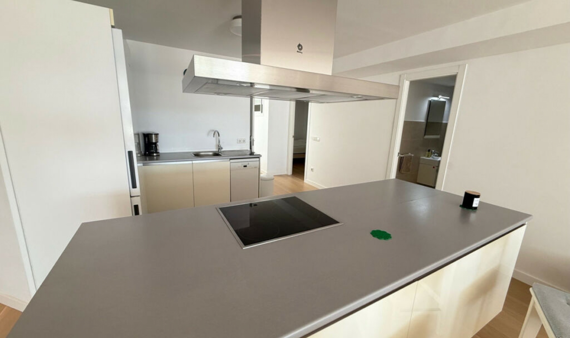 Resale - Apartment -
Puerto Banús
