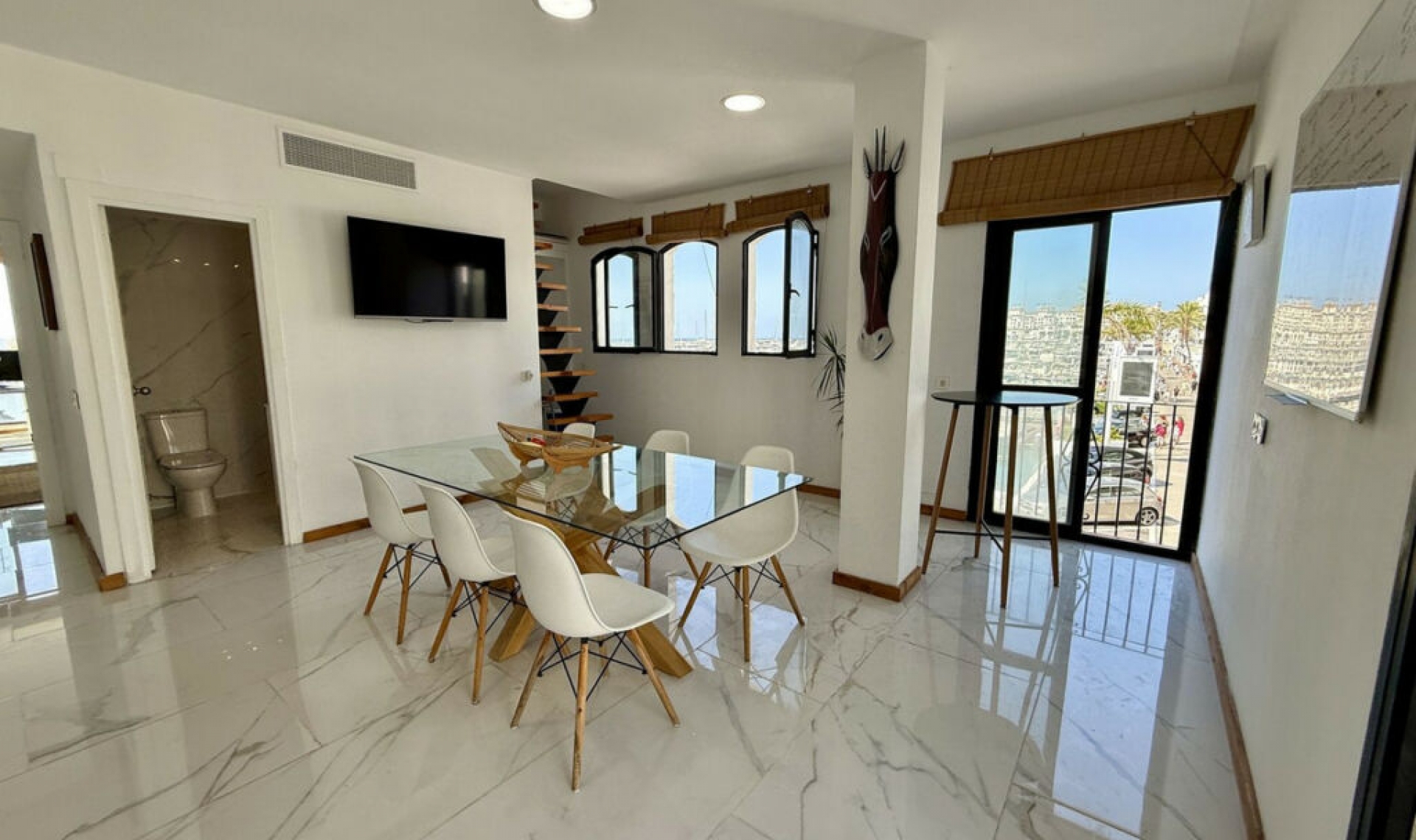Resale - Apartment -
Puerto Banús