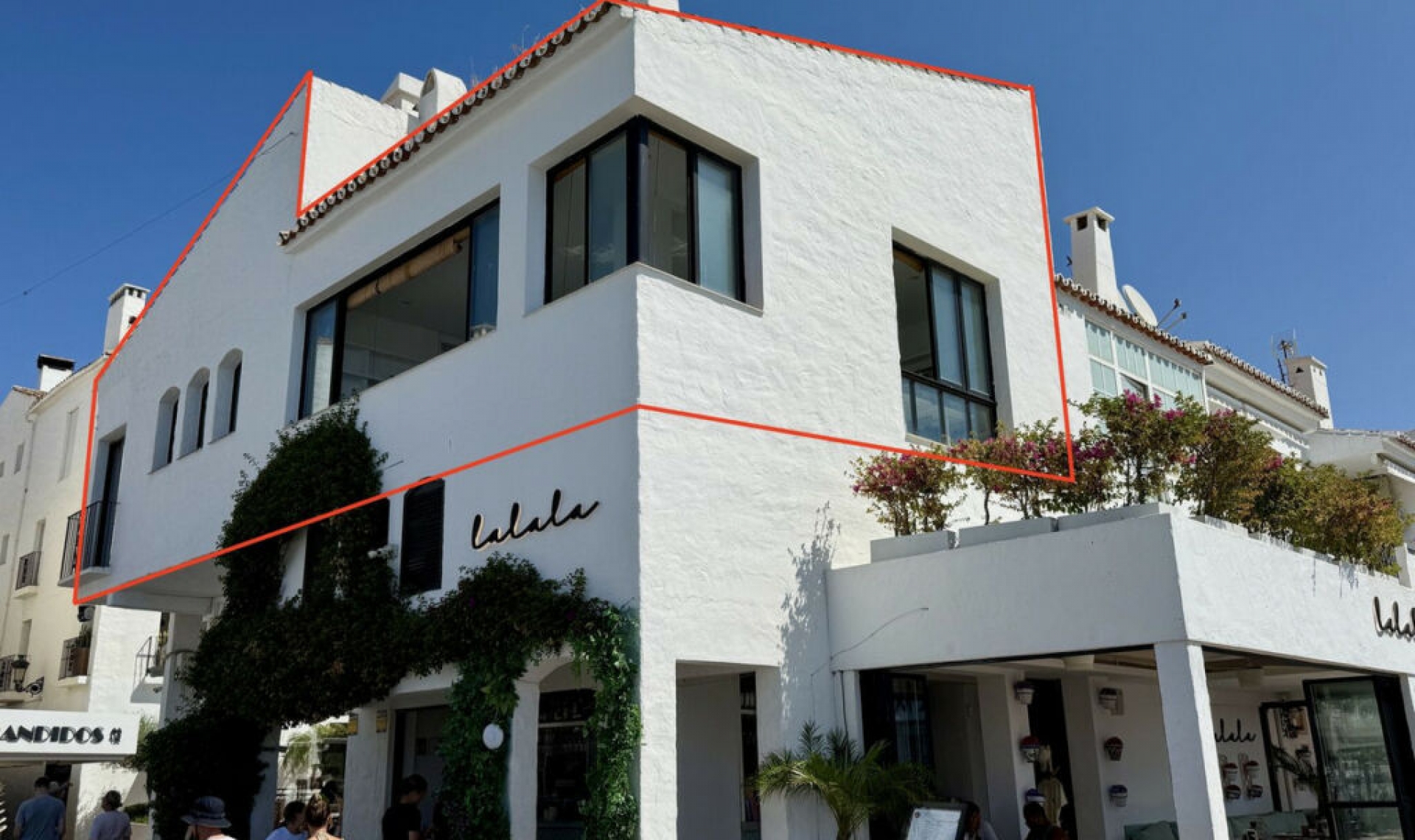 Resale - Apartment -
Puerto Banús