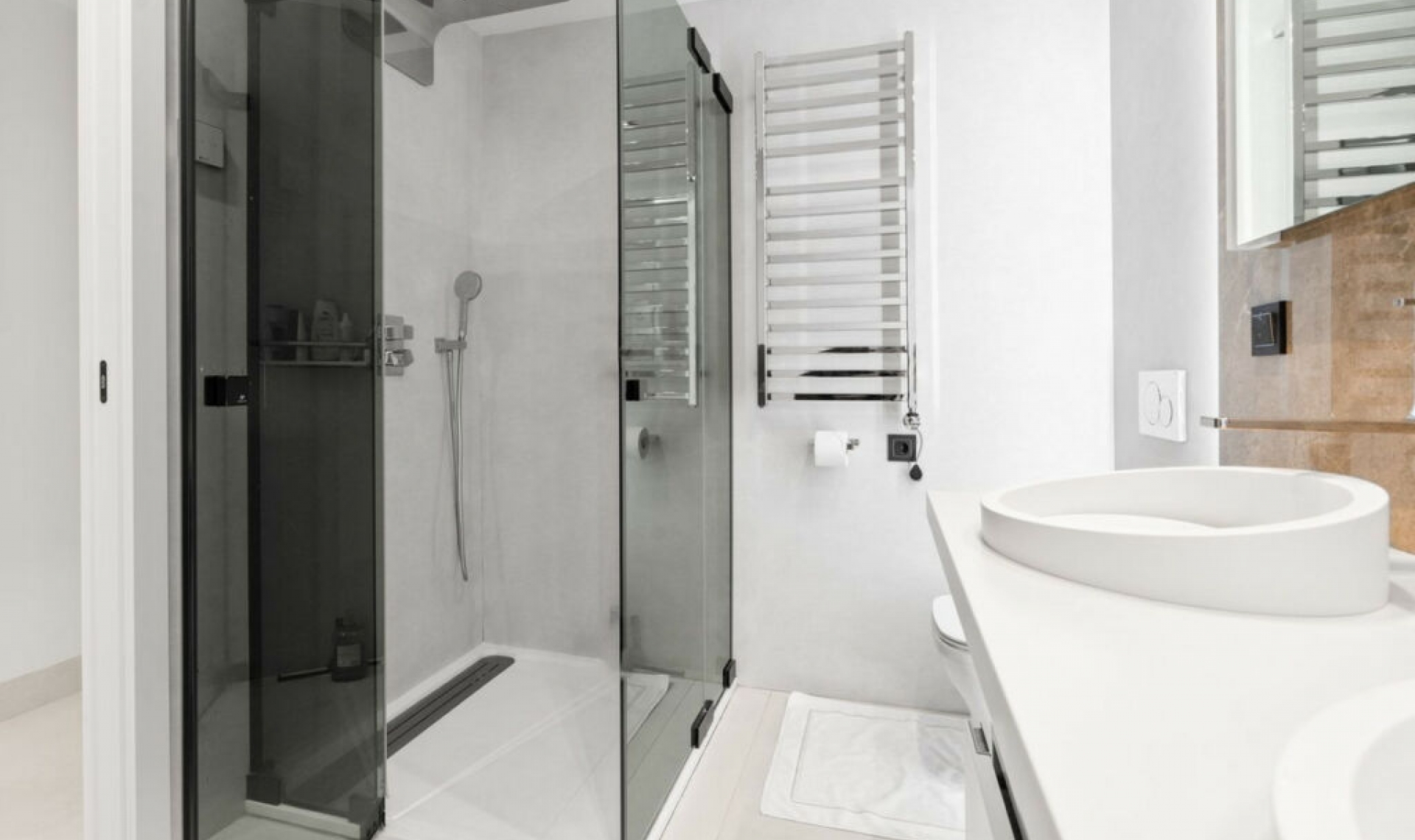 Resale - Apartment -
Puerto Banús
