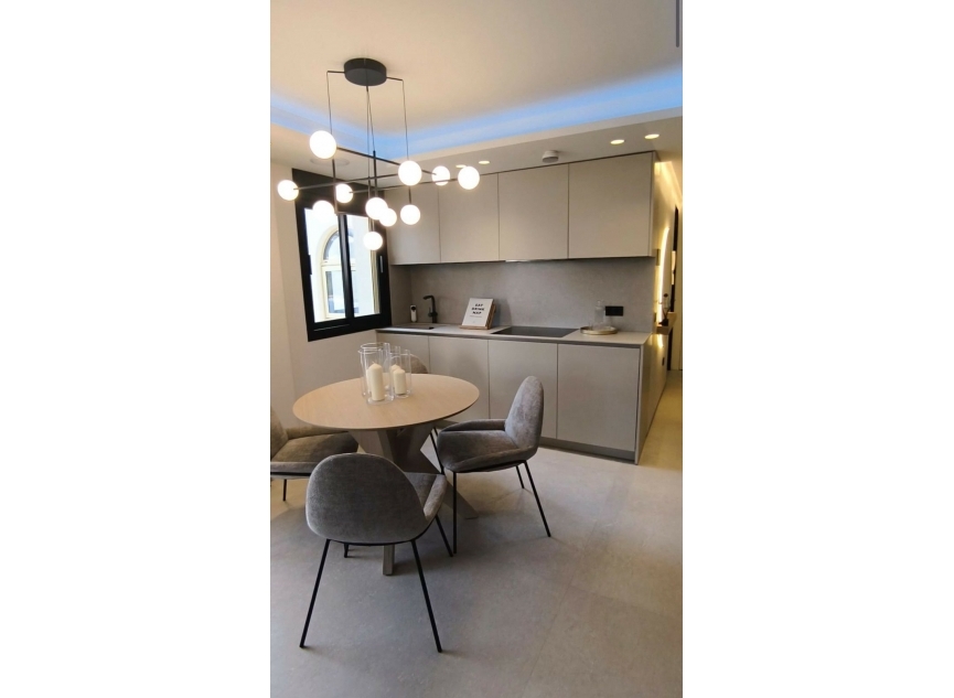 Resale - Apartment -
Puerto Banús