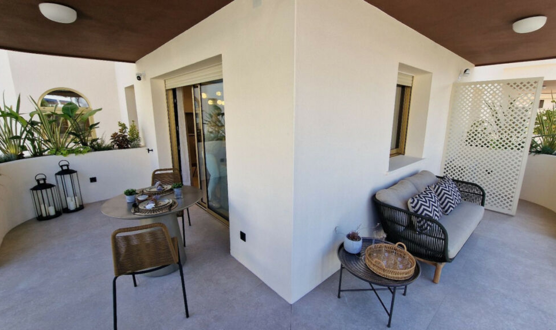 Resale - Apartment -
Puerto Banús