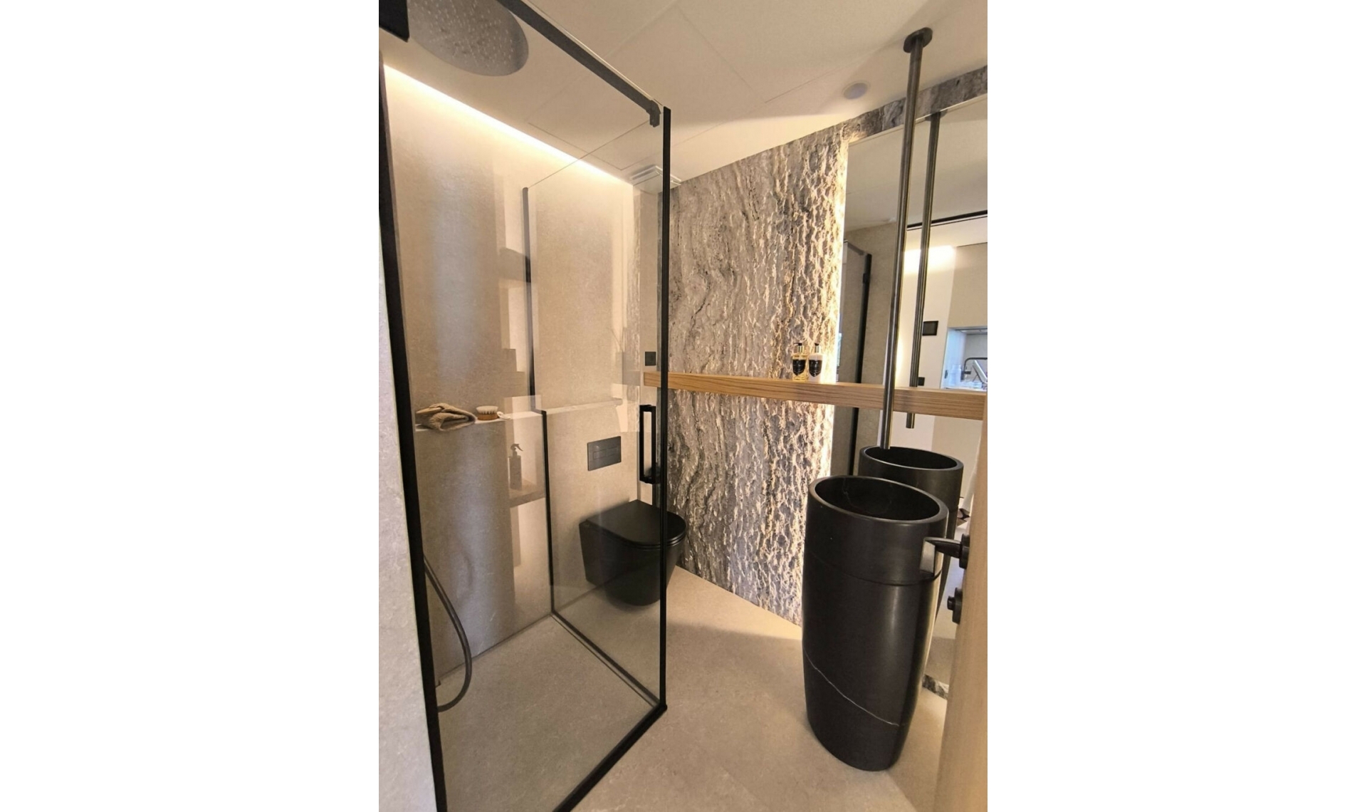 Resale - Apartment -
Puerto Banús