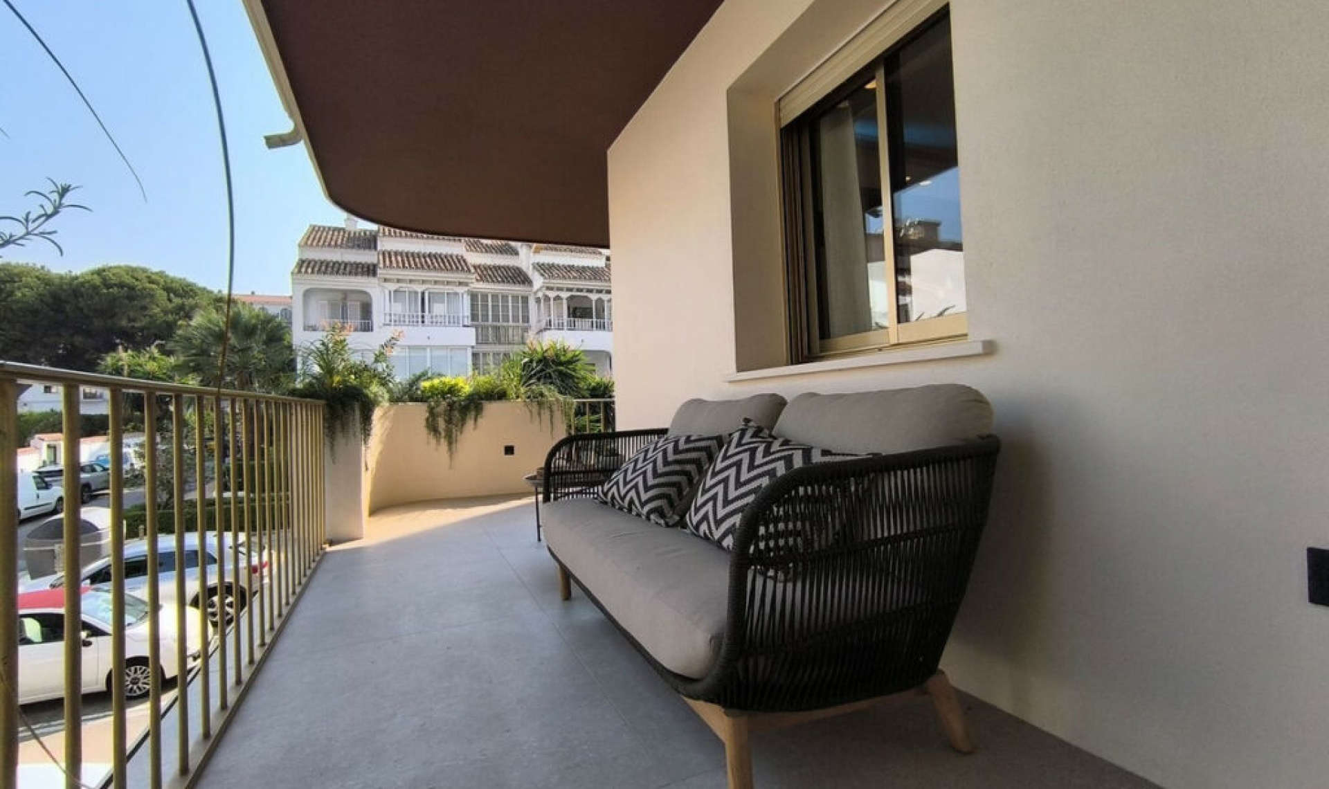 Resale - Apartment -
Puerto Banús