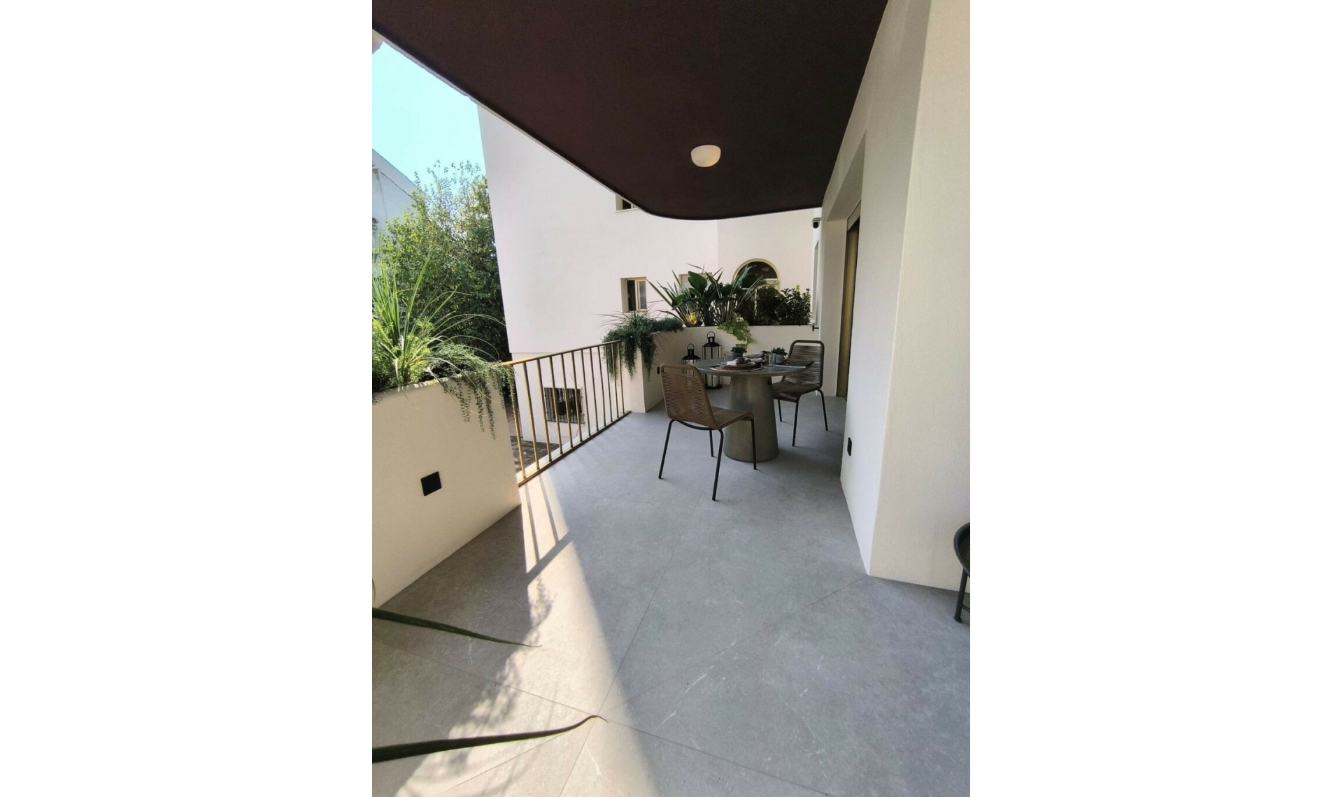 Resale - Apartment -
Puerto Banús